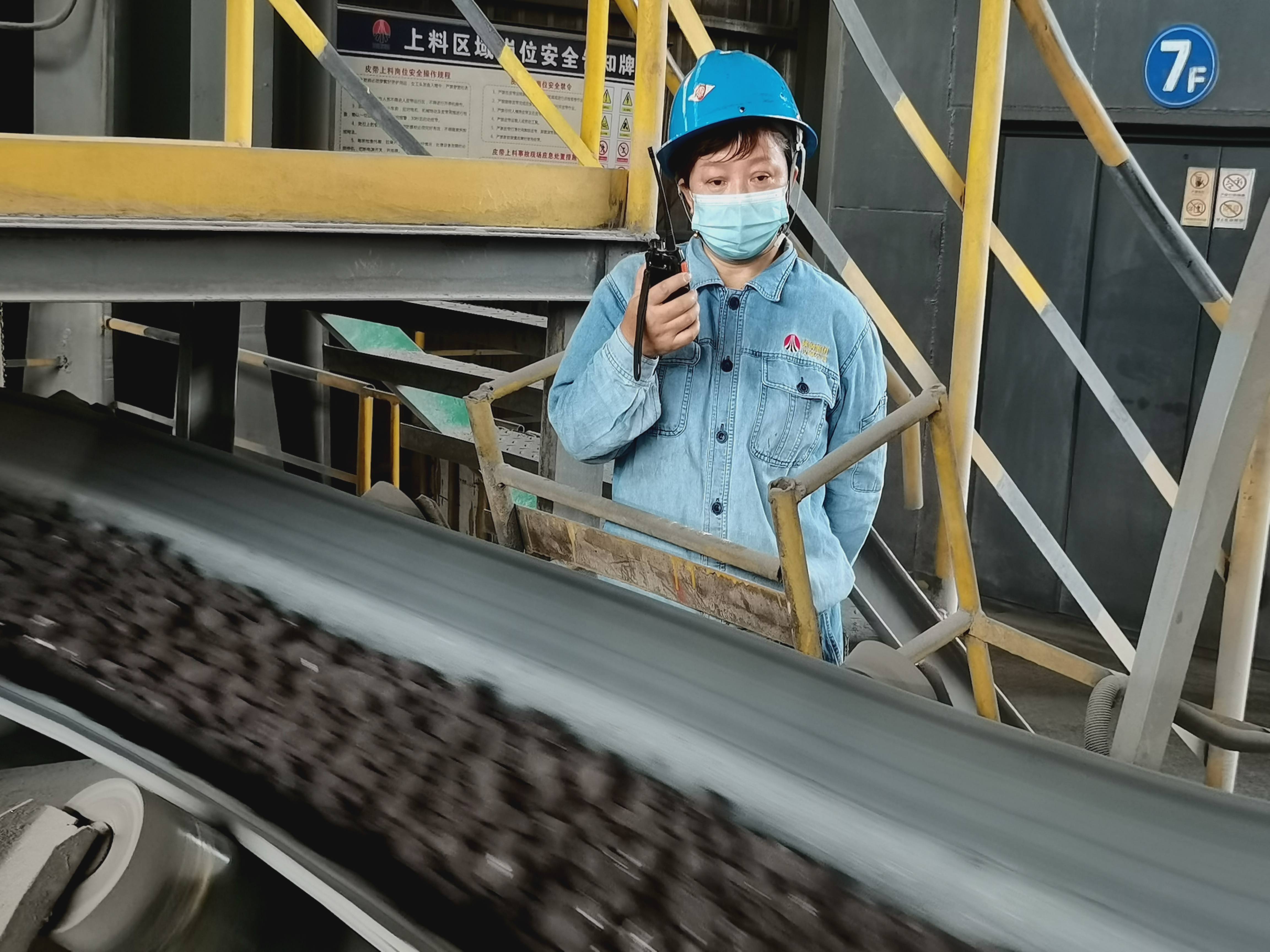 �(y��ng)����ң������������