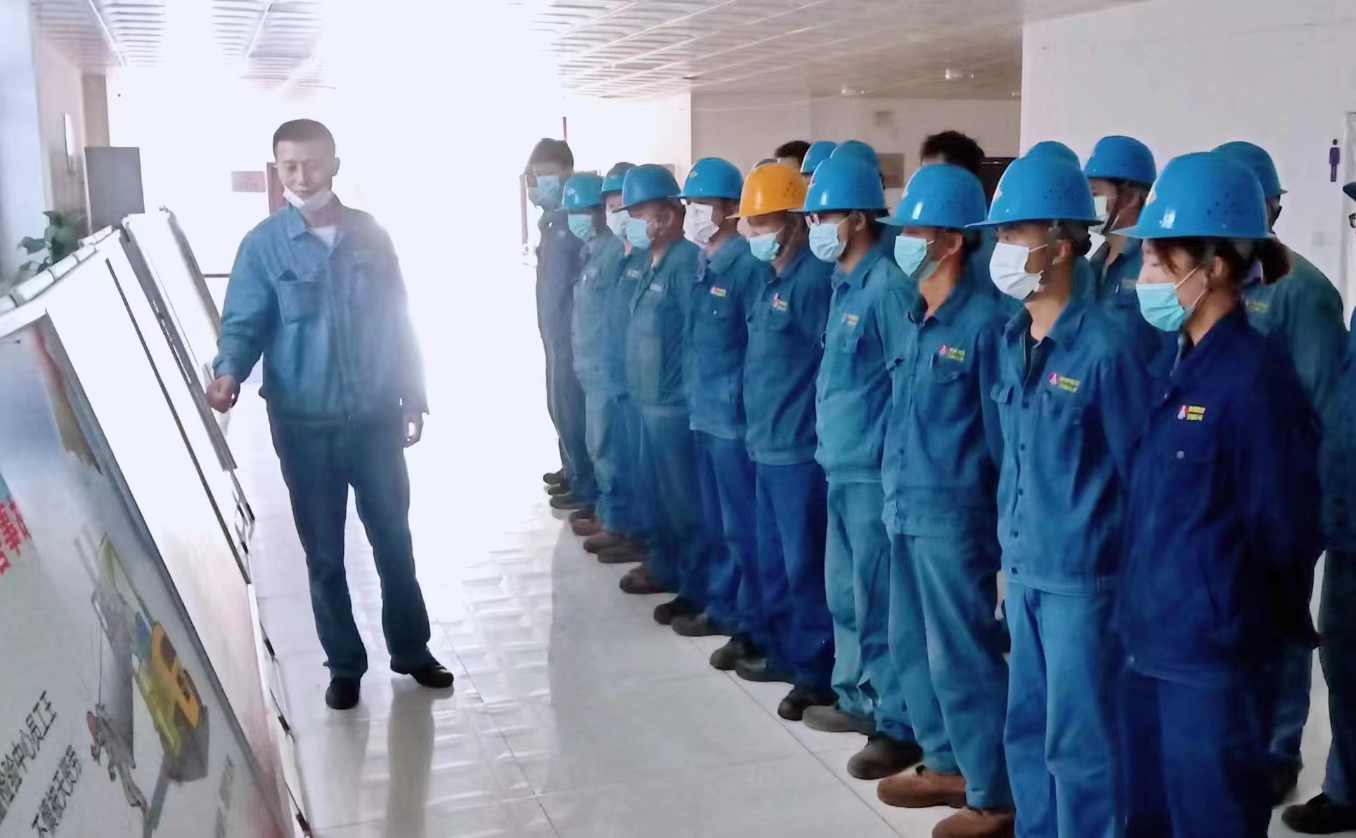 ���L���У��_�ٰ�ȫ�lչ��;��