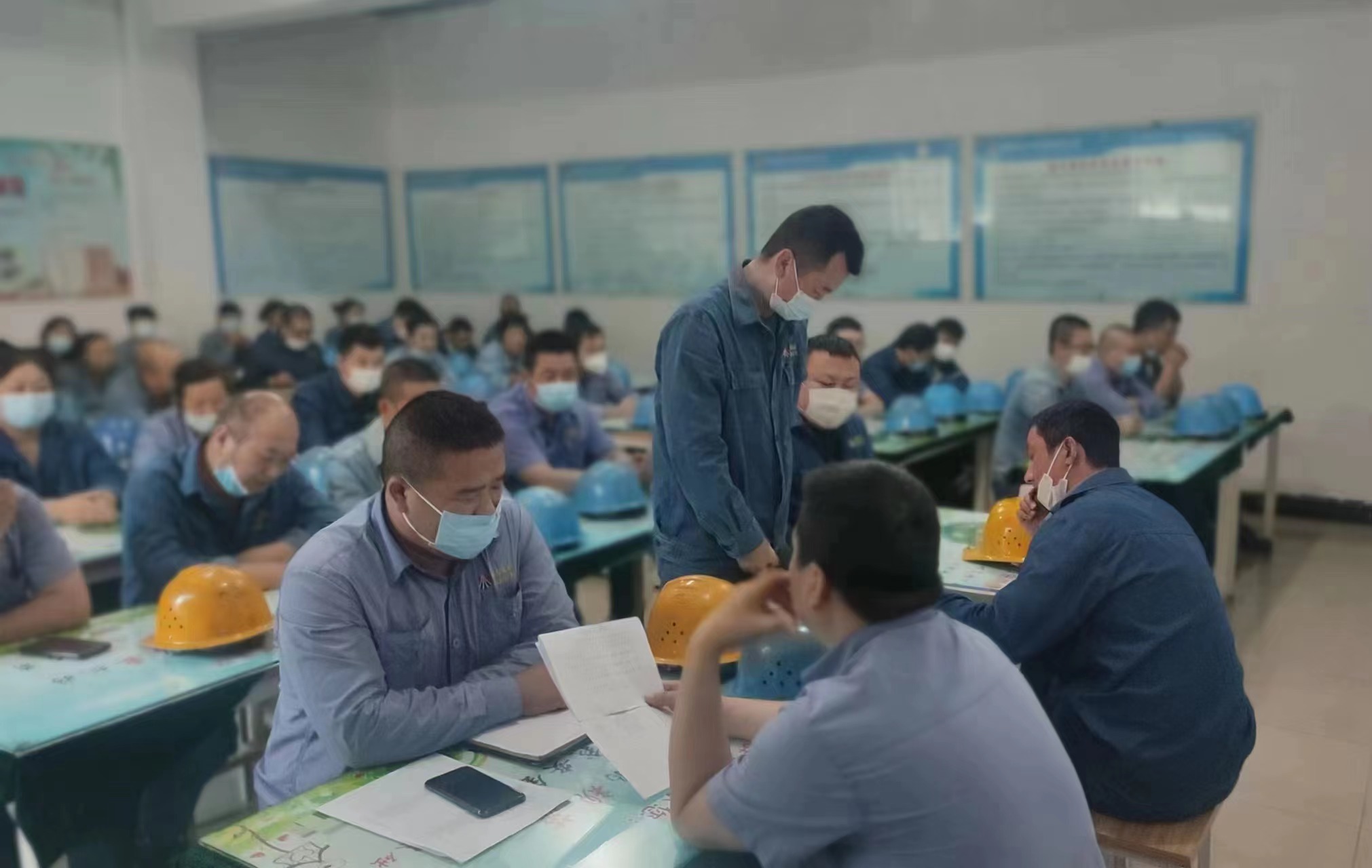 ���L���У��_�ٰ�ȫ�lչ��;��