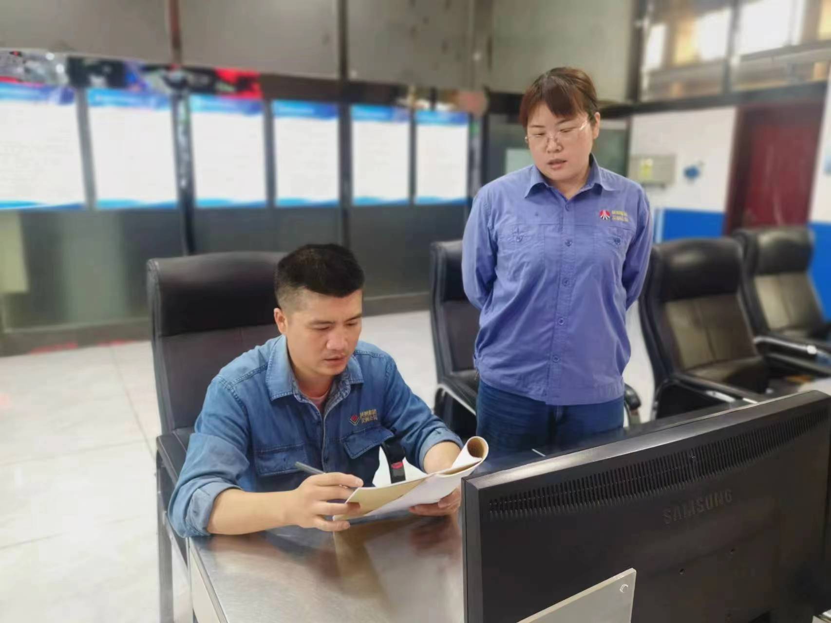 ���ഺɫ�����ϡ��|(zh��)�������E