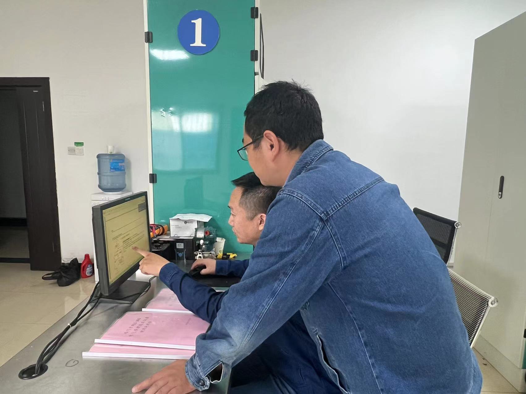 �����������ܡ��R������������L�^Ӳ�y���O�����