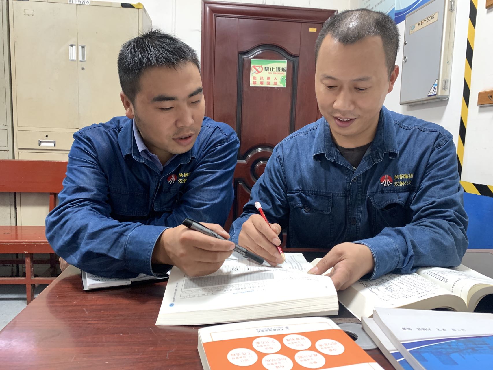 ���y�������T�� ���o�y�}������ˮ��