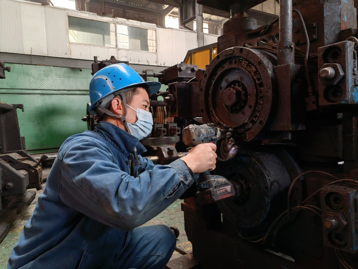 �������h��{��  ���o���Ї��t��