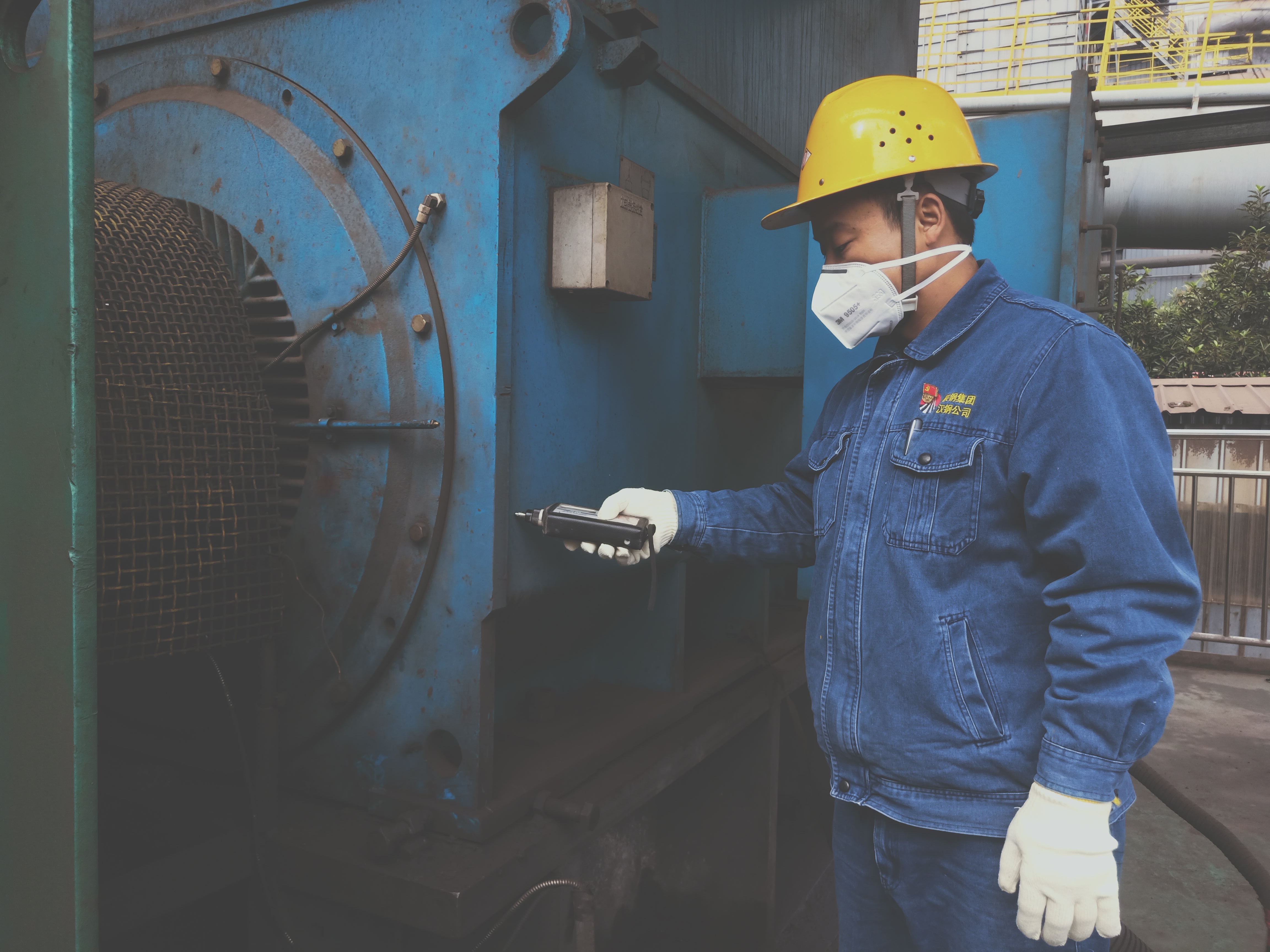 化身“多面手”,當好班組“護航人” 化身“多面手”,當好班組“護航人”