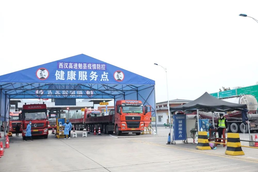 ������ů�ģ��ڷ��մ���ЅR�۰lչ����