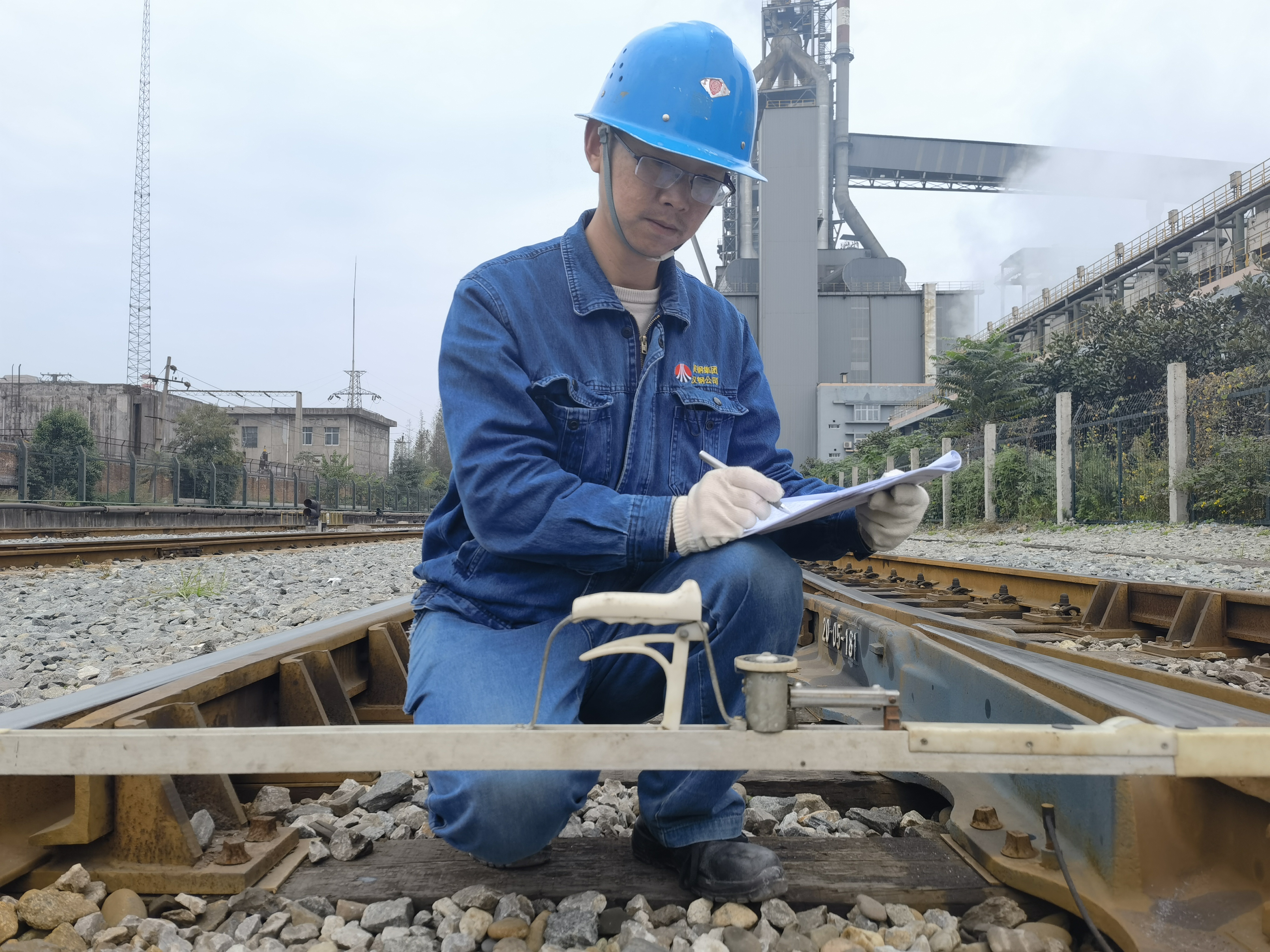 十里鋼城,他們描繪最美“秋景” 十里鋼城,他們描繪最美“秋景”