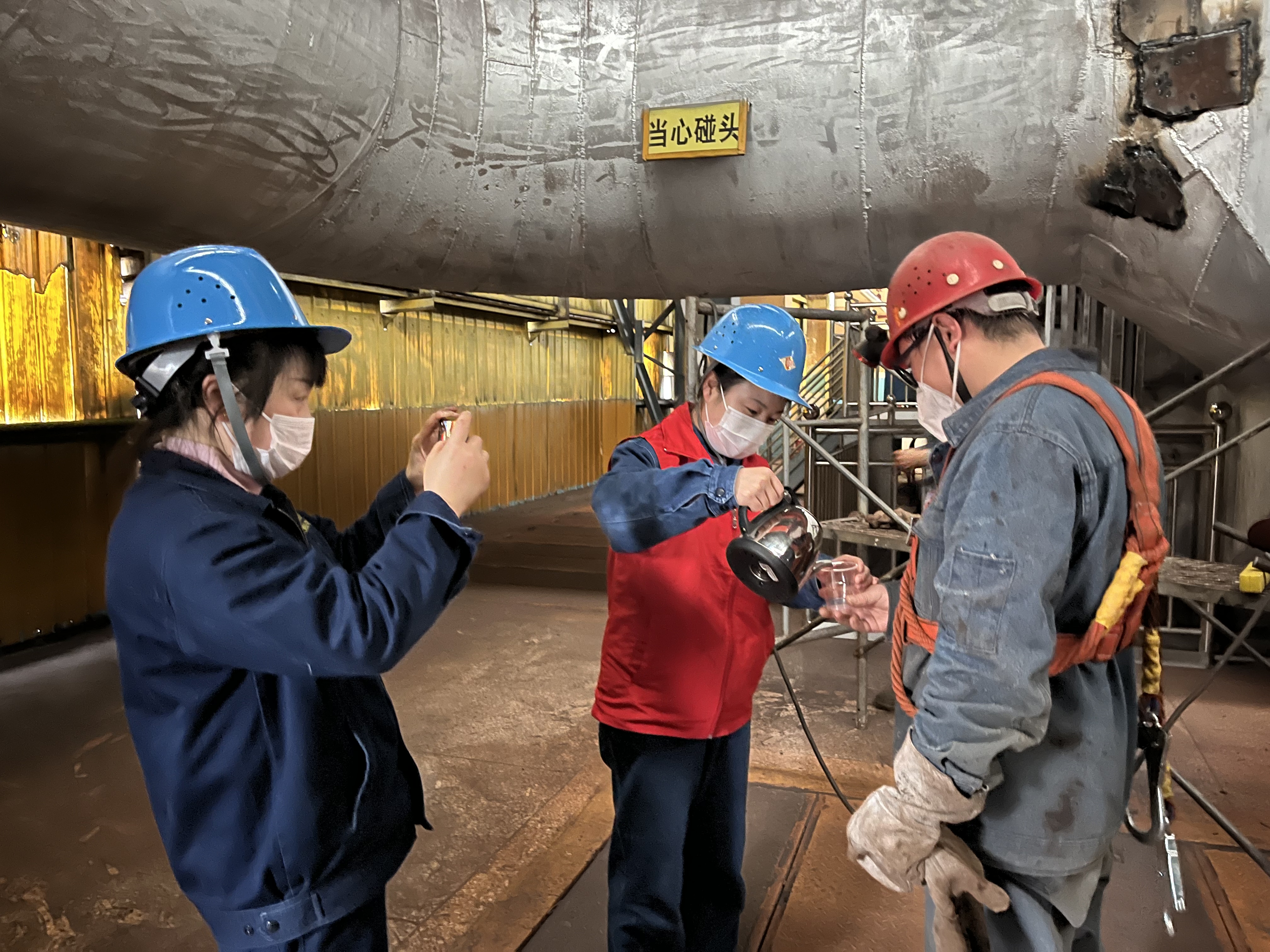 �������҂����R�^��(du��)��(zh��n)�Լ�