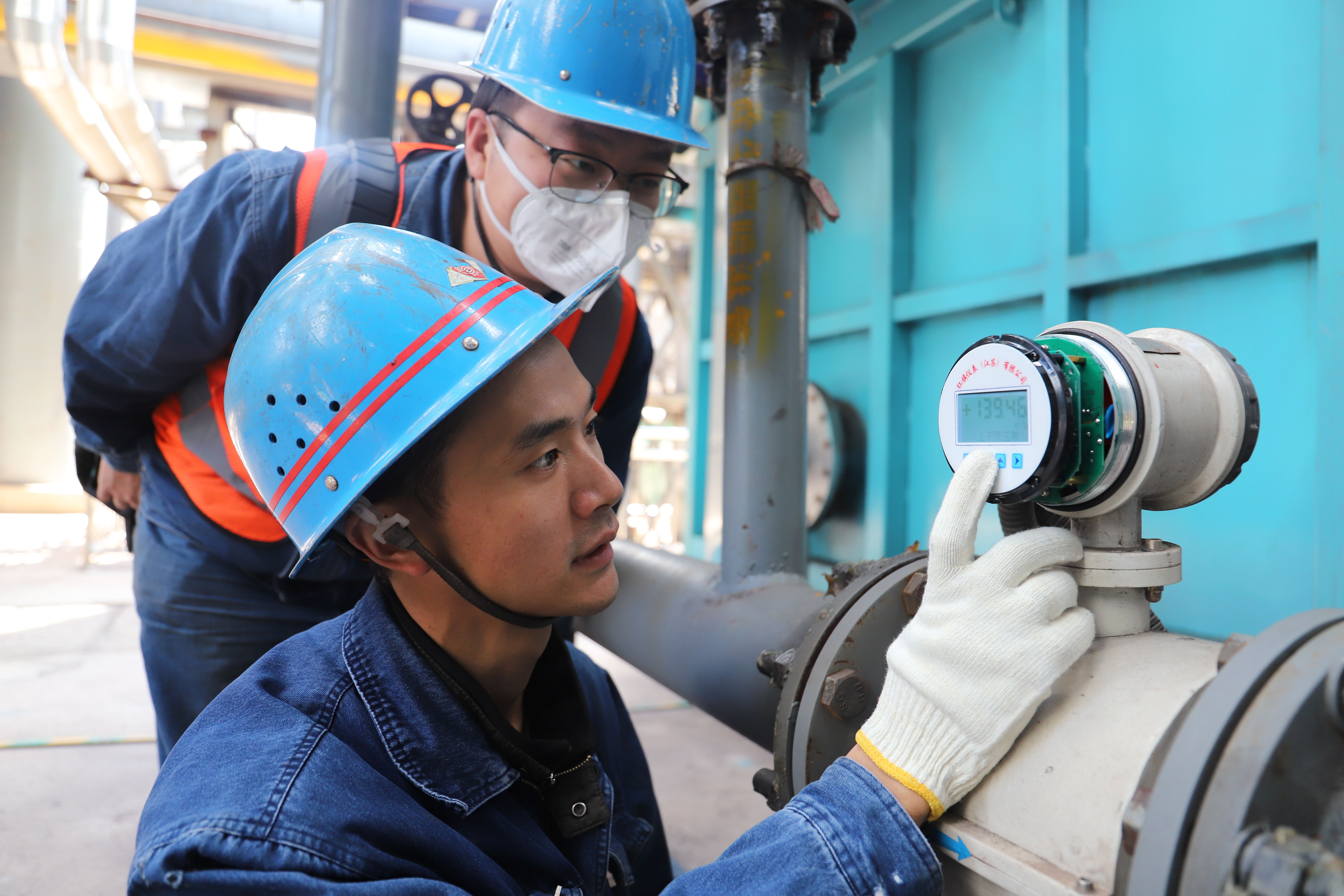 敬業奉獻,篤定前行的“逐光者” ——記漢鋼公司“最美員工”唐小山 敬業奉獻,篤定前行的“逐光者” ——記漢鋼公司“最美員工”唐小山