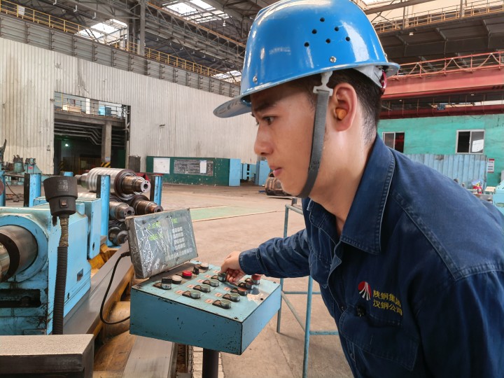 一條獎(jiǎng)勵(lì)通報(bào)的“故事”...... 一條獎(jiǎng)勵(lì)通報(bào)的“故事”......