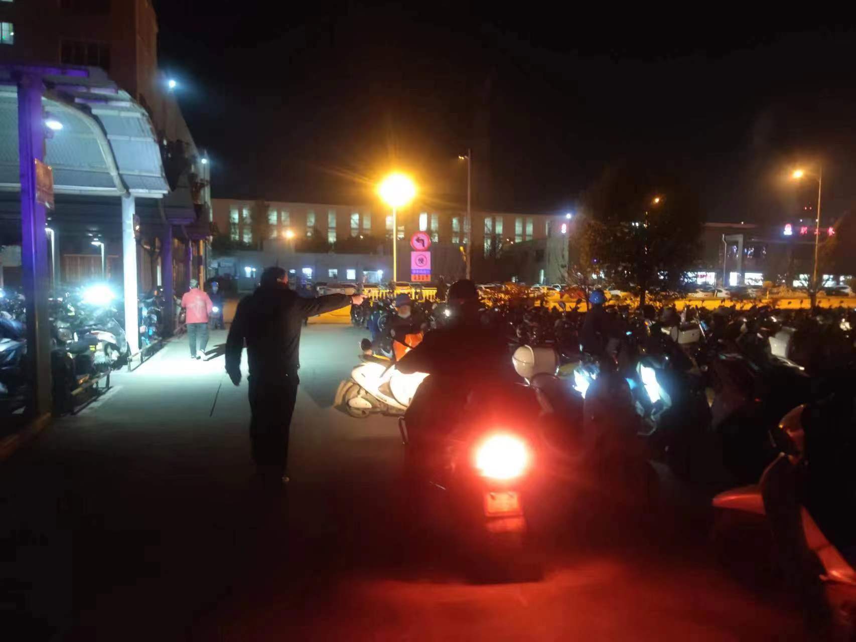 䓳Ǒ��ߡ�����Щ�r�̡���