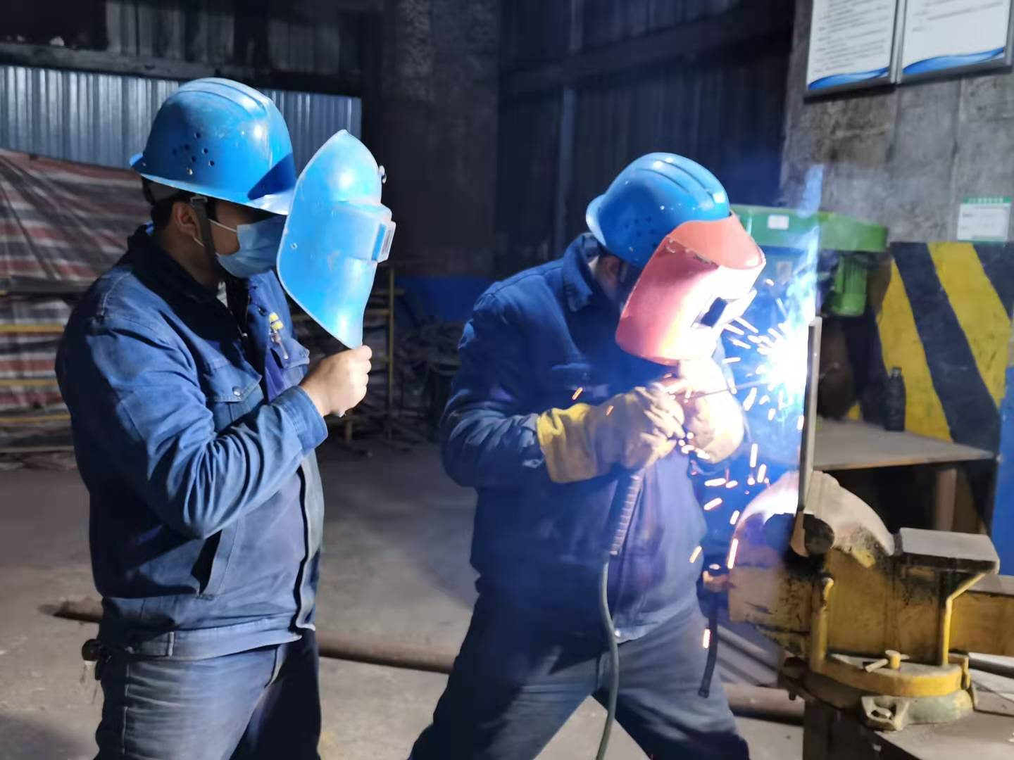 �ġ���ÿ족������ø��족