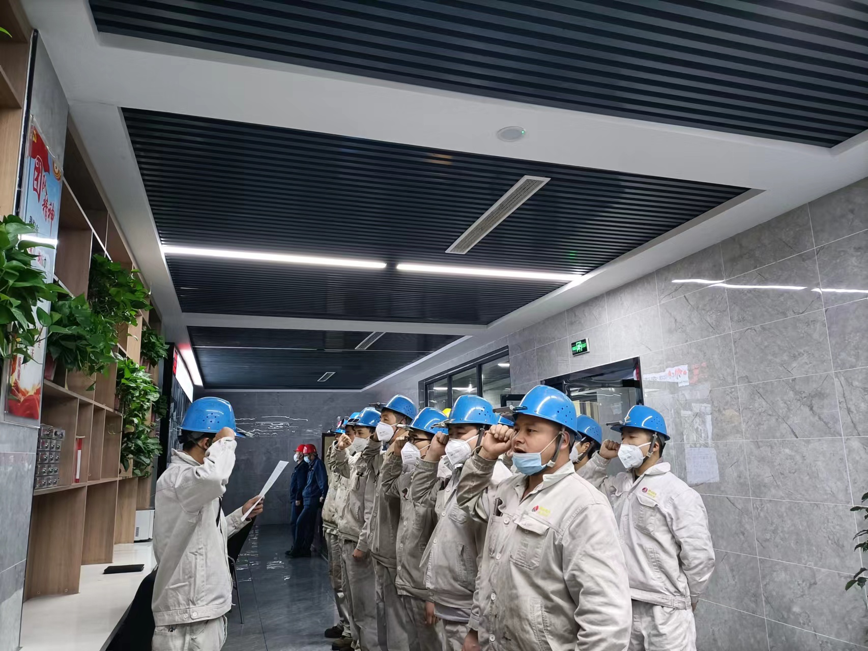 �@����M����� ֻ������������