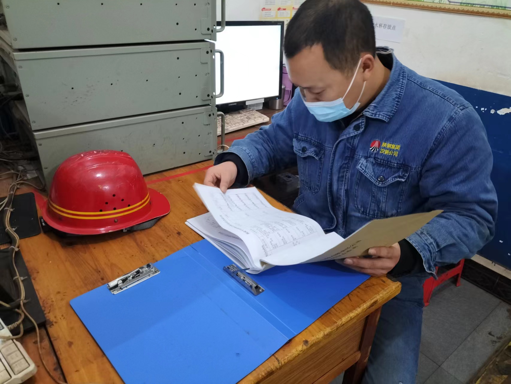 ���M�|��֮��  �L�Ɵ��Y���{�D