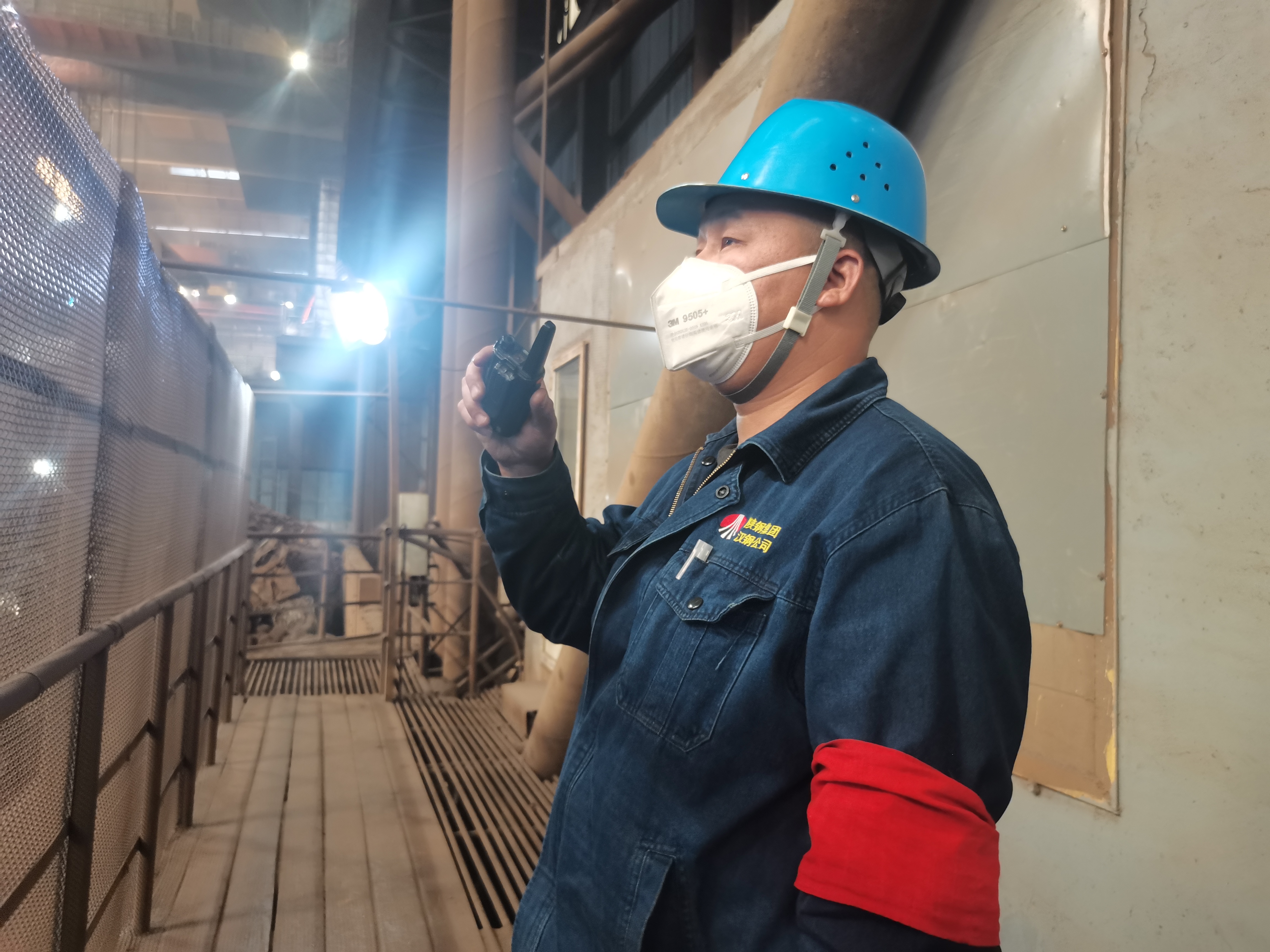 有一種“迎新”的方式叫“堅守” 有一種“迎新”的方式叫“堅守”