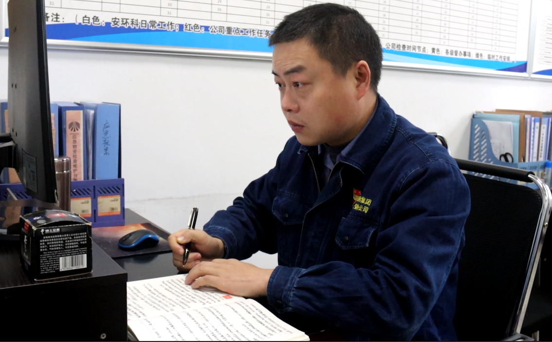 ��ĺɫ���ǳ�������ֻ����䓳ǰ���