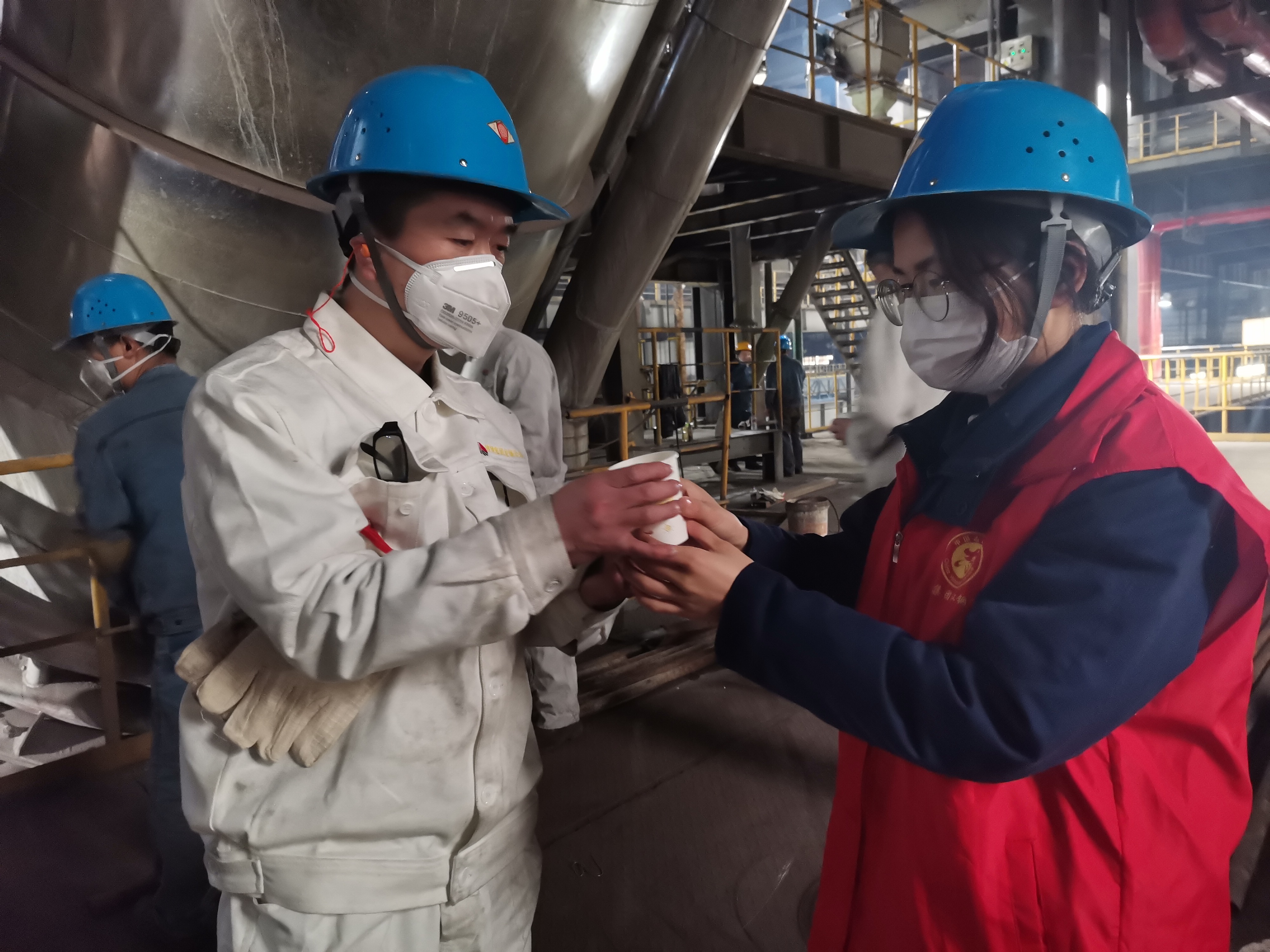 �����f�����������h  ��ǬϦ���衱�V��ƪ