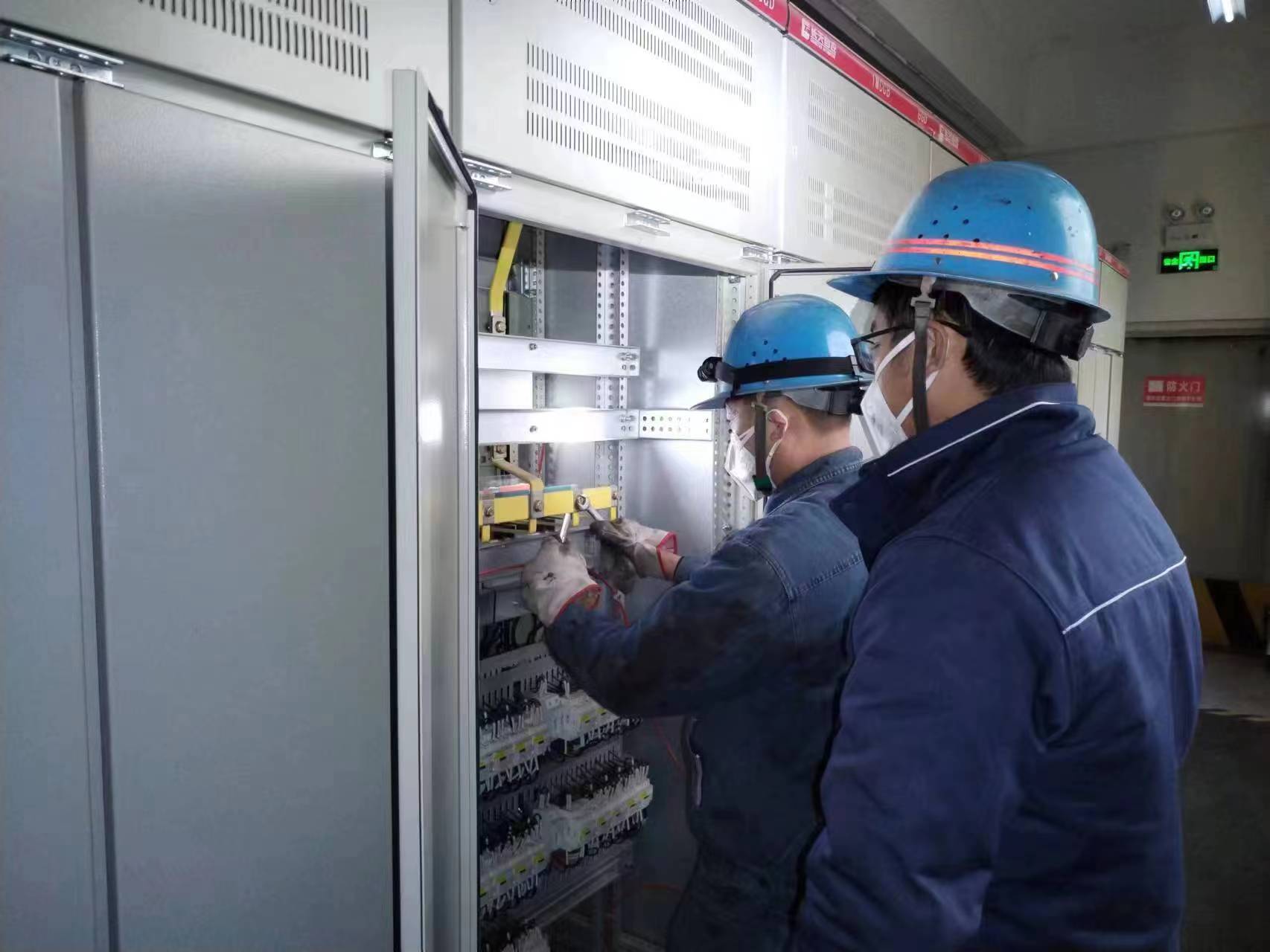 �Ѻ��O�䡰�����}���߷��O�䱣��֮·