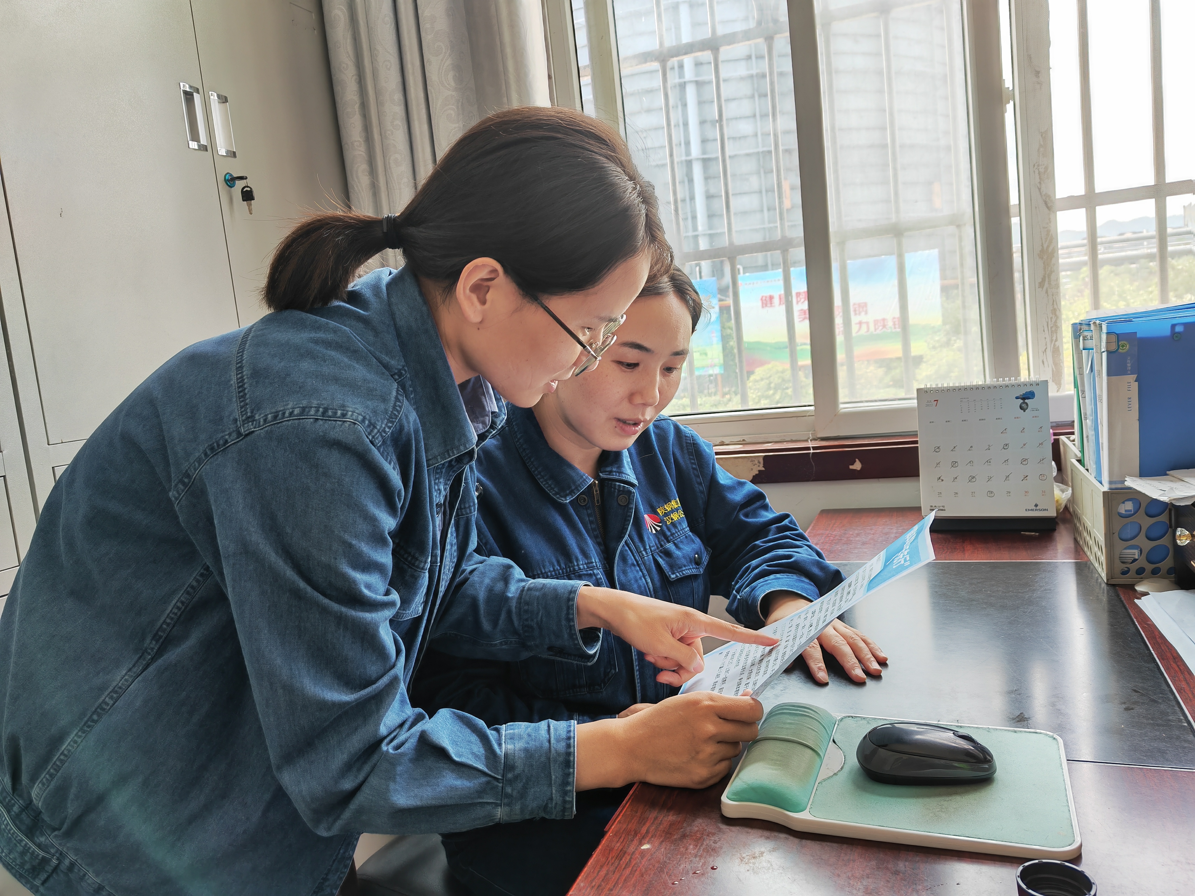 ���������������lչ���f������