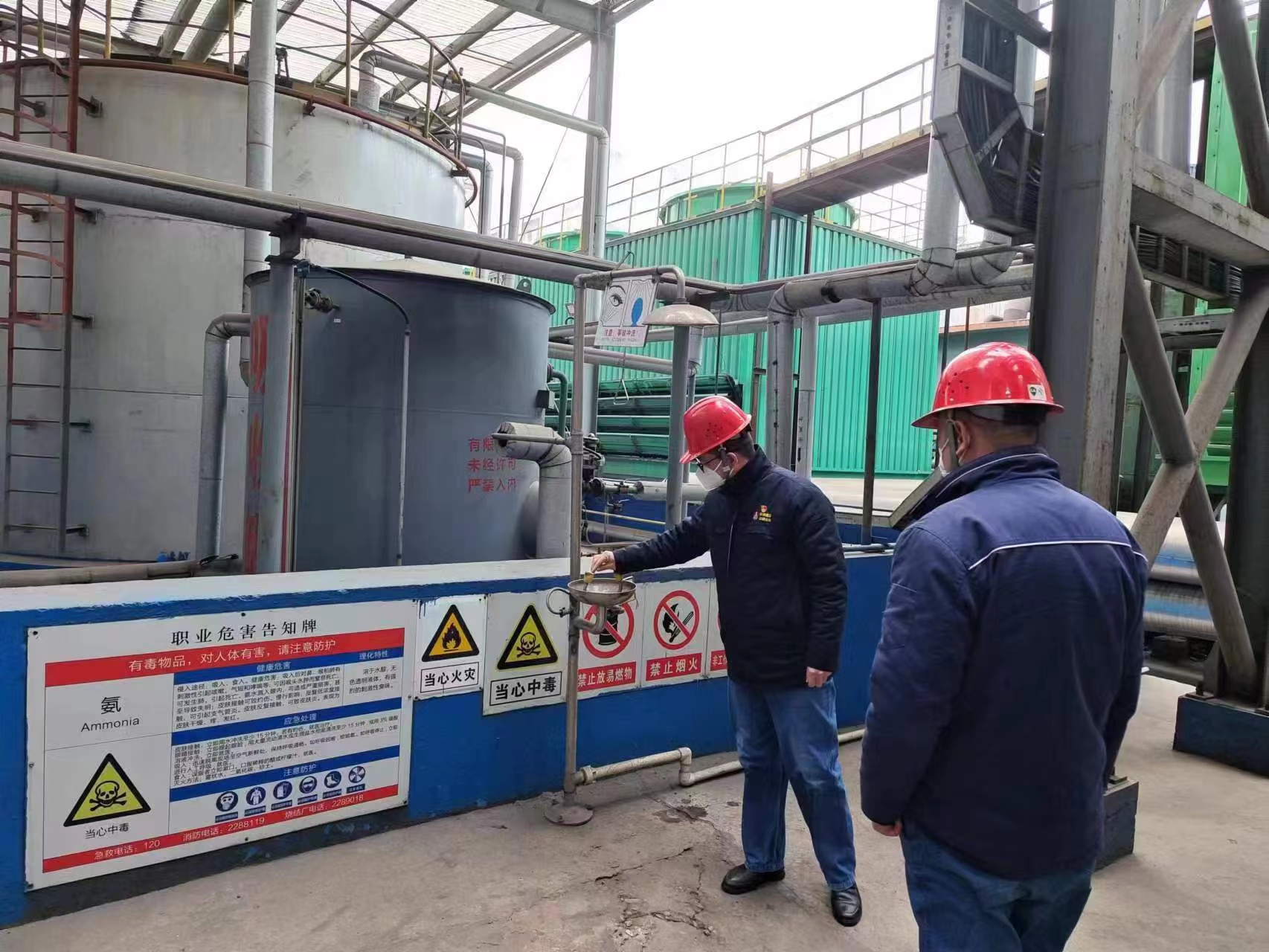 �ºþGɫ��̼������ �~�����B(t��i)䓳Ǆ�(chu��ng)��·