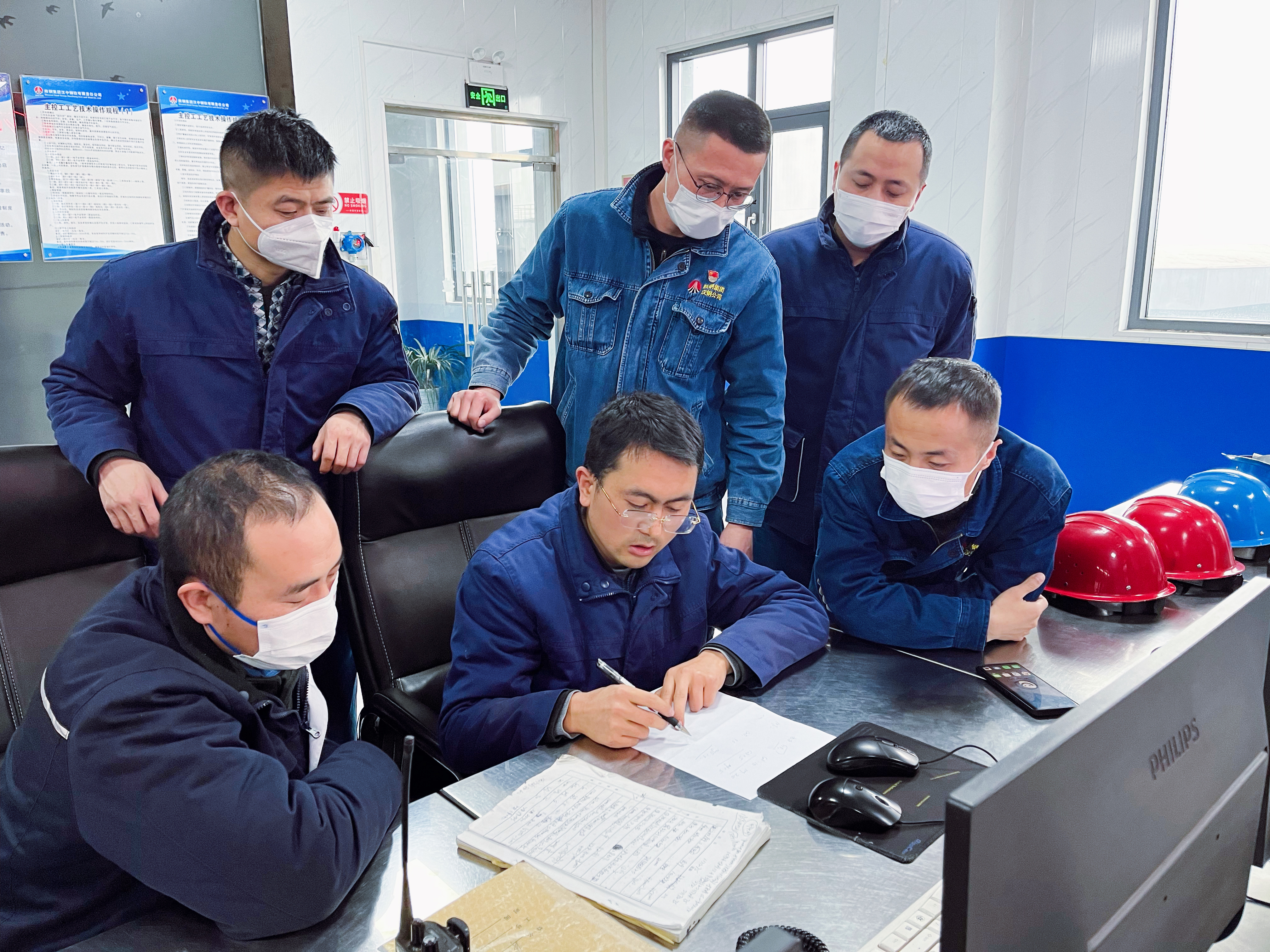 �ºþGɫ��̼������ �~�����B(t��i)䓳Ǆ�(chu��ng)��·