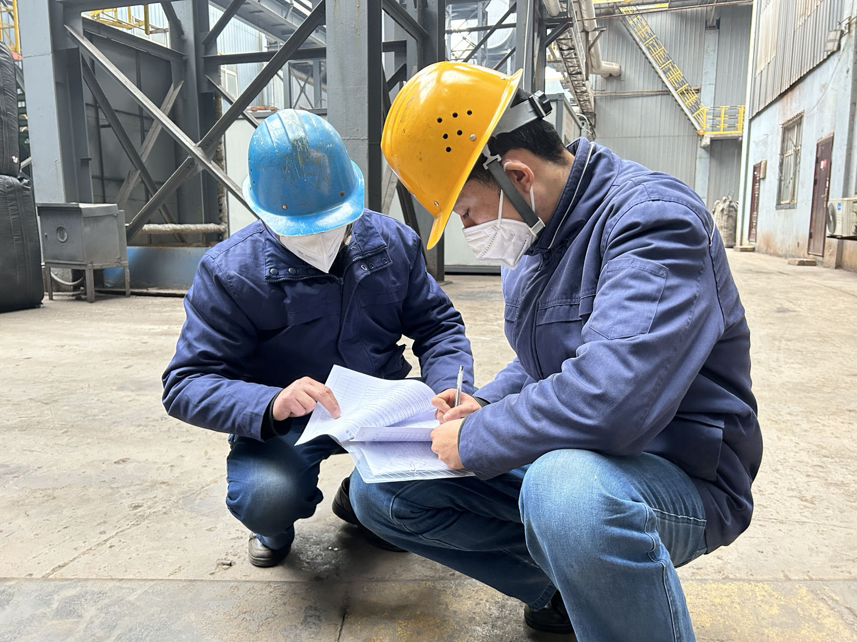 ���𴺸�̖����푊^�M��