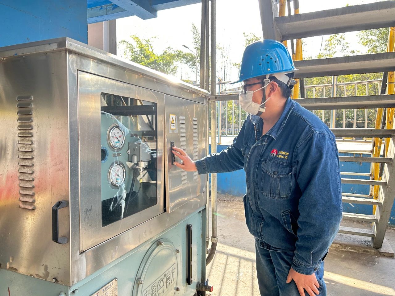 ������������׌�ܺ��١���һȦ��