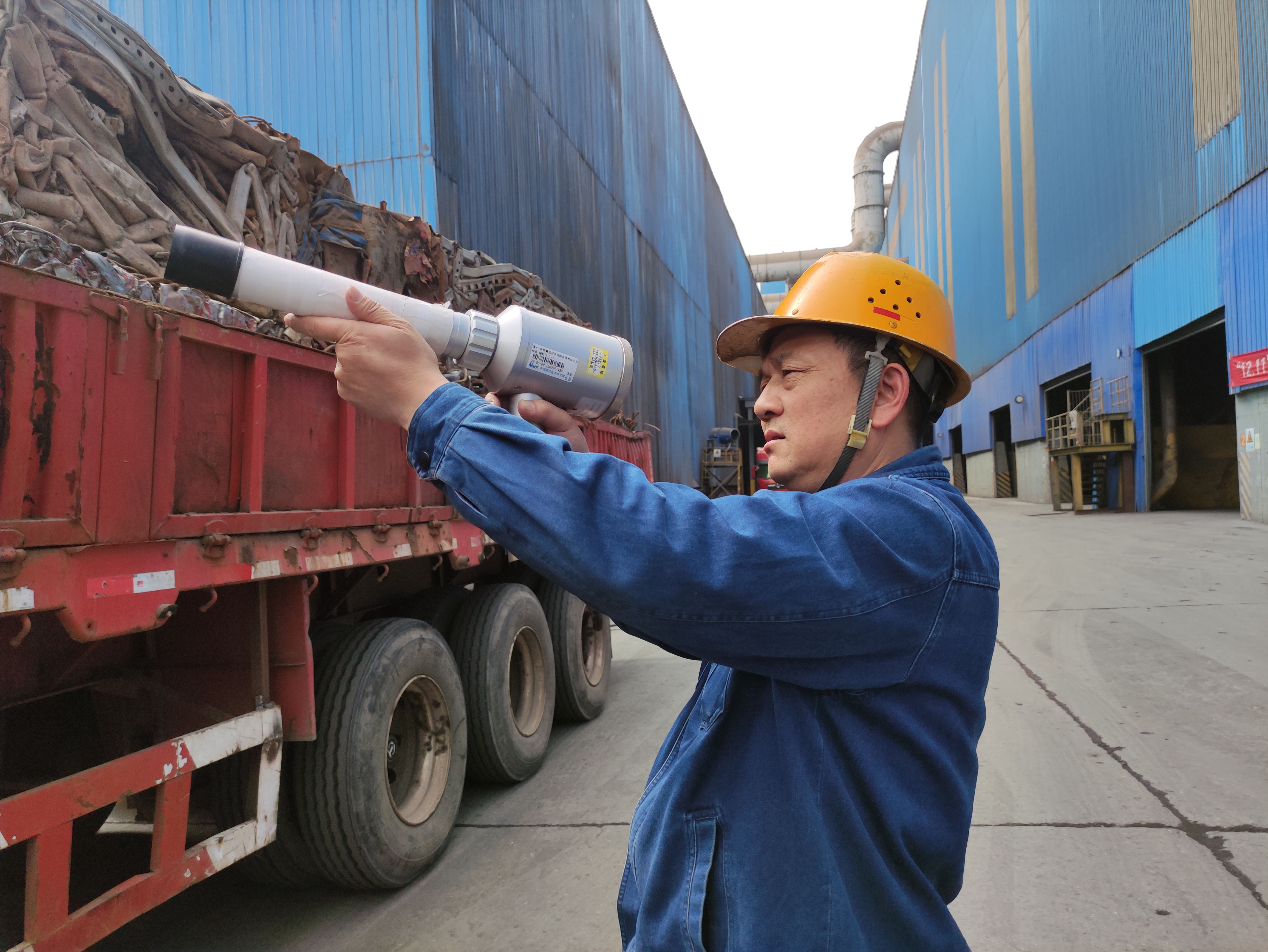 ��벢�e�����M��M��������Ч������