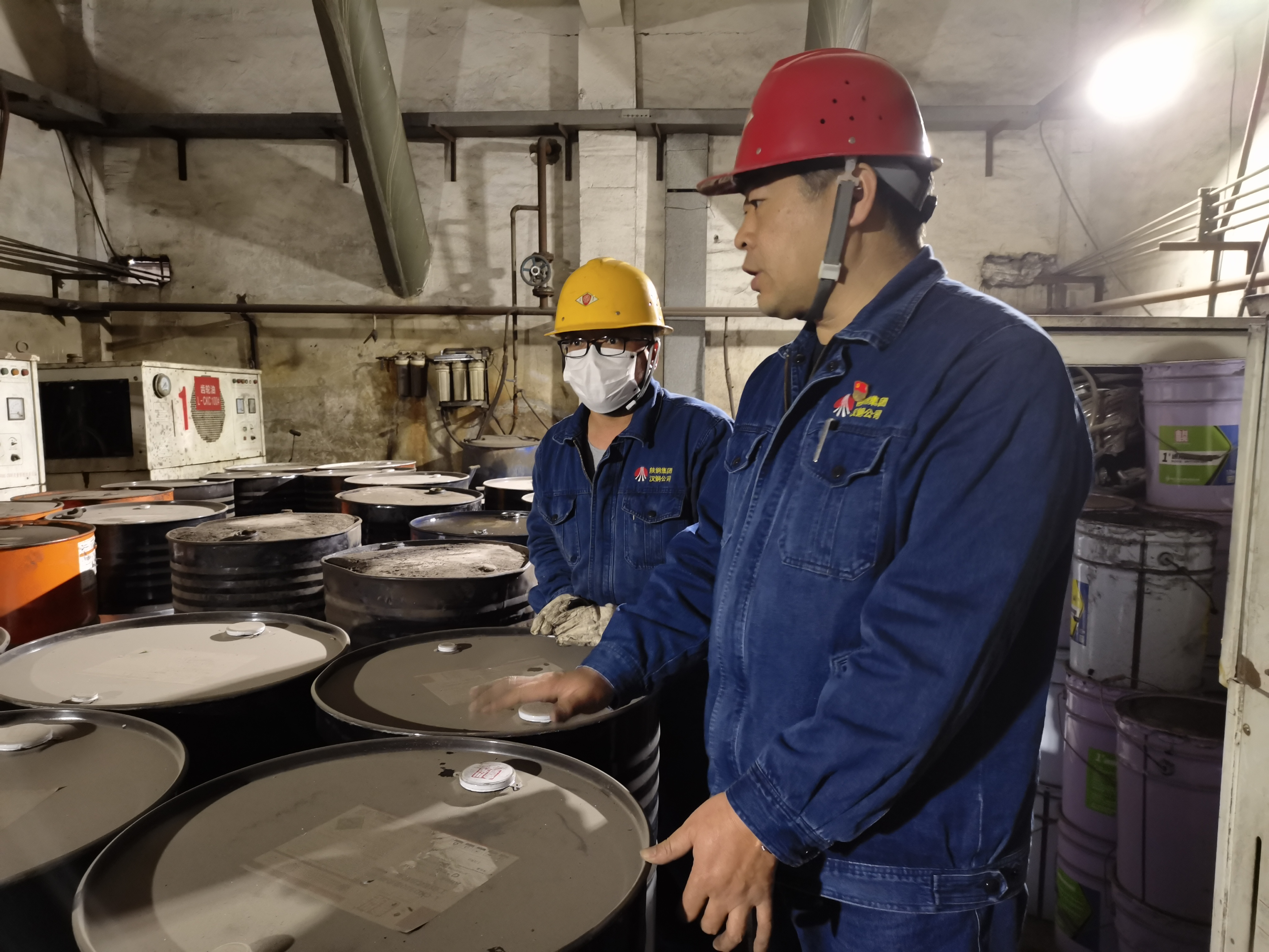 人手一份“安全套餐”,讓安全管理穩(wěn)上“快車道” 人手一份“安全套餐”,讓安全管理穩(wěn)上“快車道”