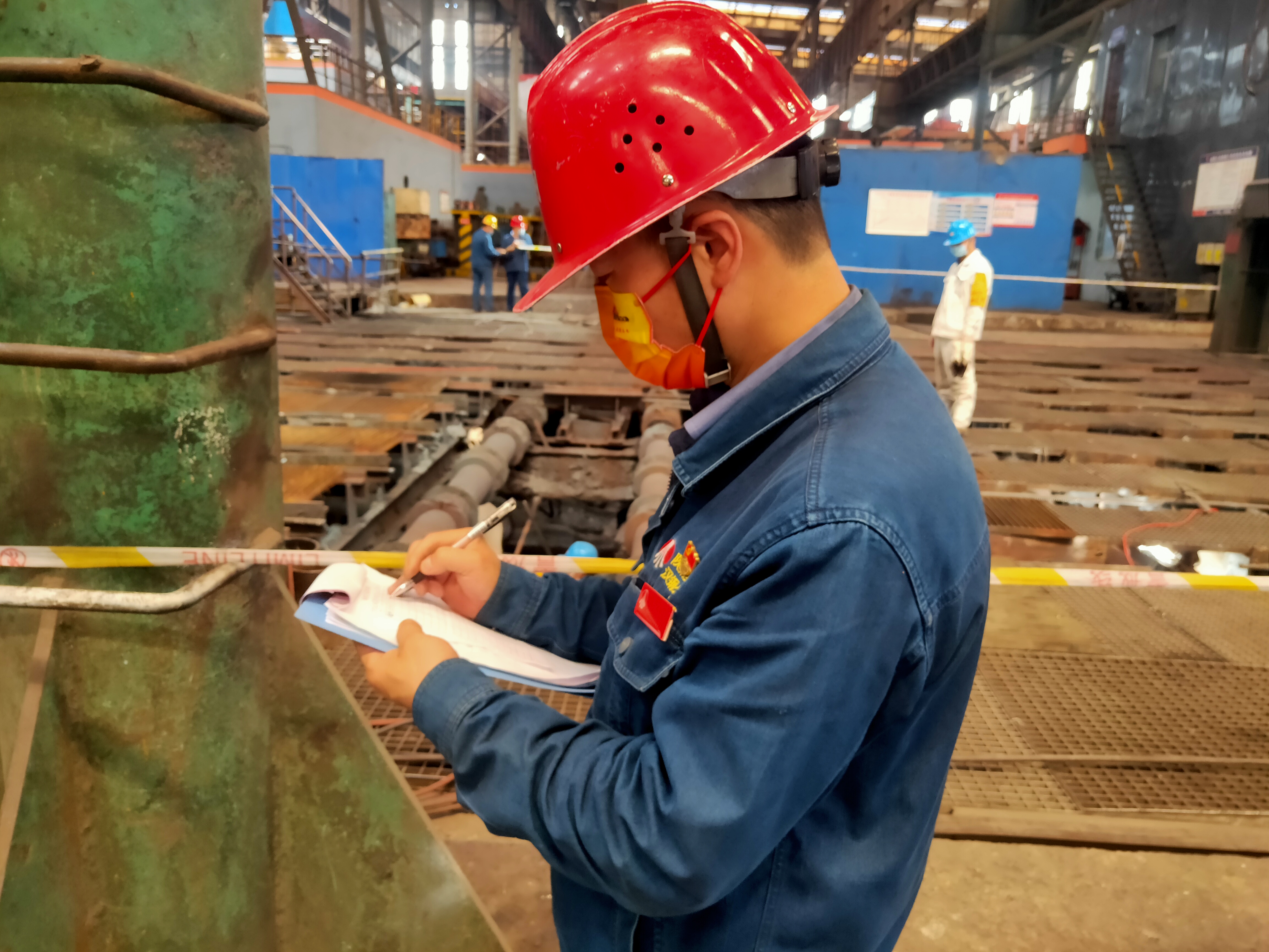 大干檢修五月 勞模擔當在一線 大干檢修五月 勞模擔當在一線