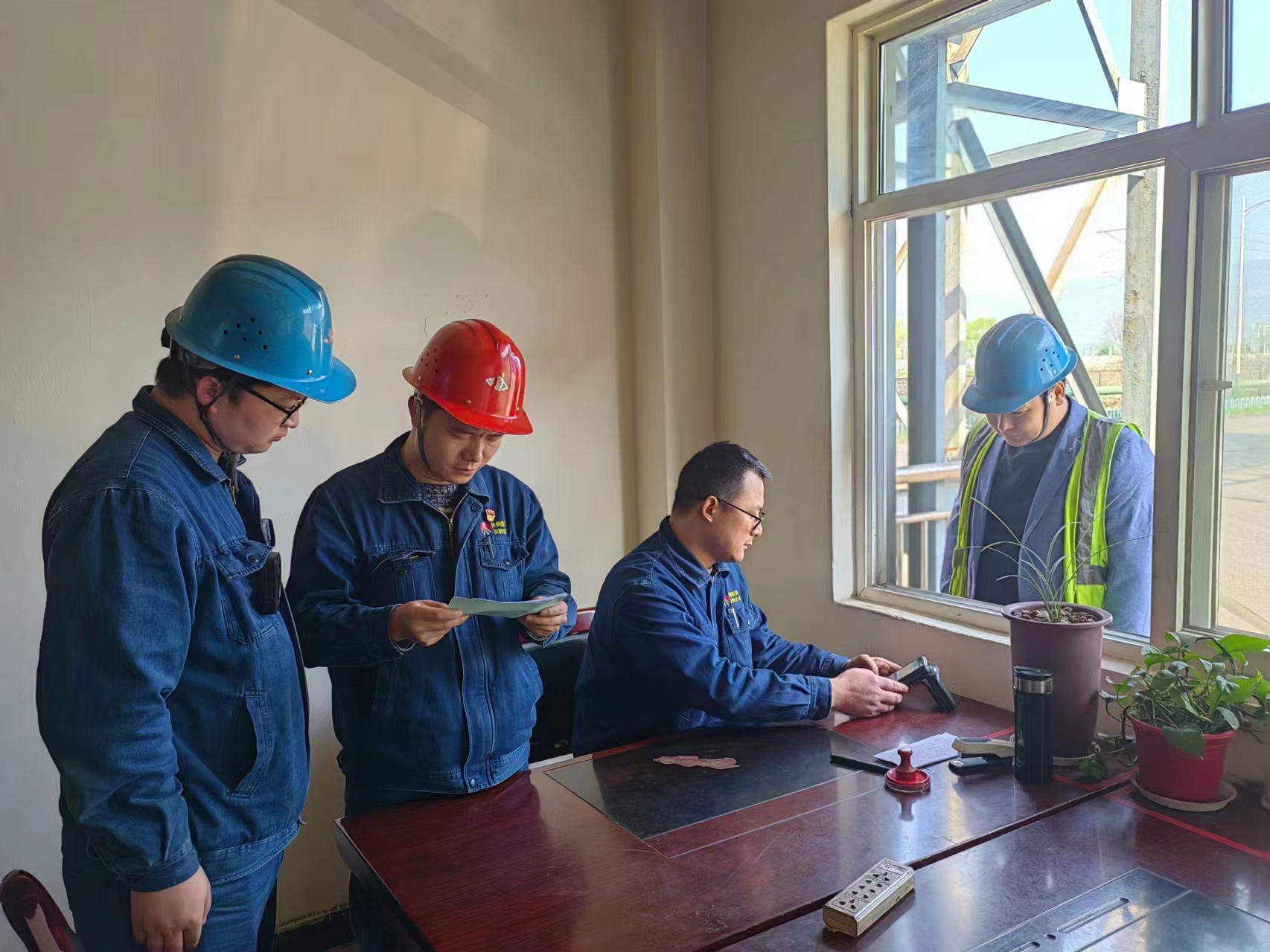 ���e������A(y��)������΢����