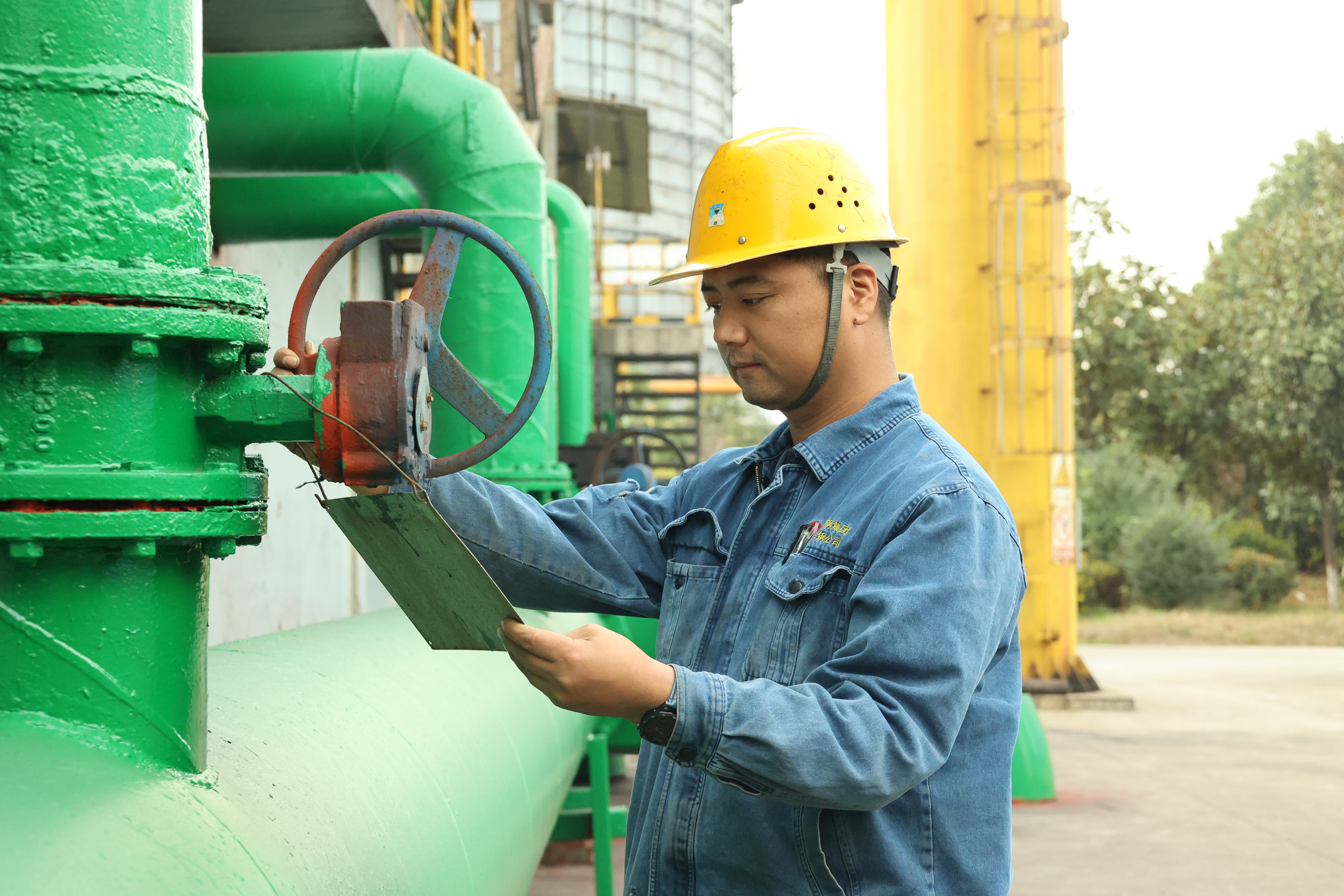 ���������f��  �����M���OԴȪ