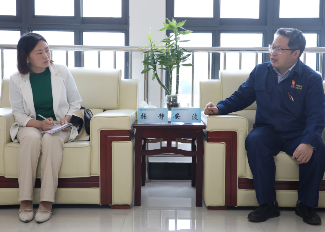 市工信局副局長張靜到公司調研 市工信局副局長張靜到公司調研