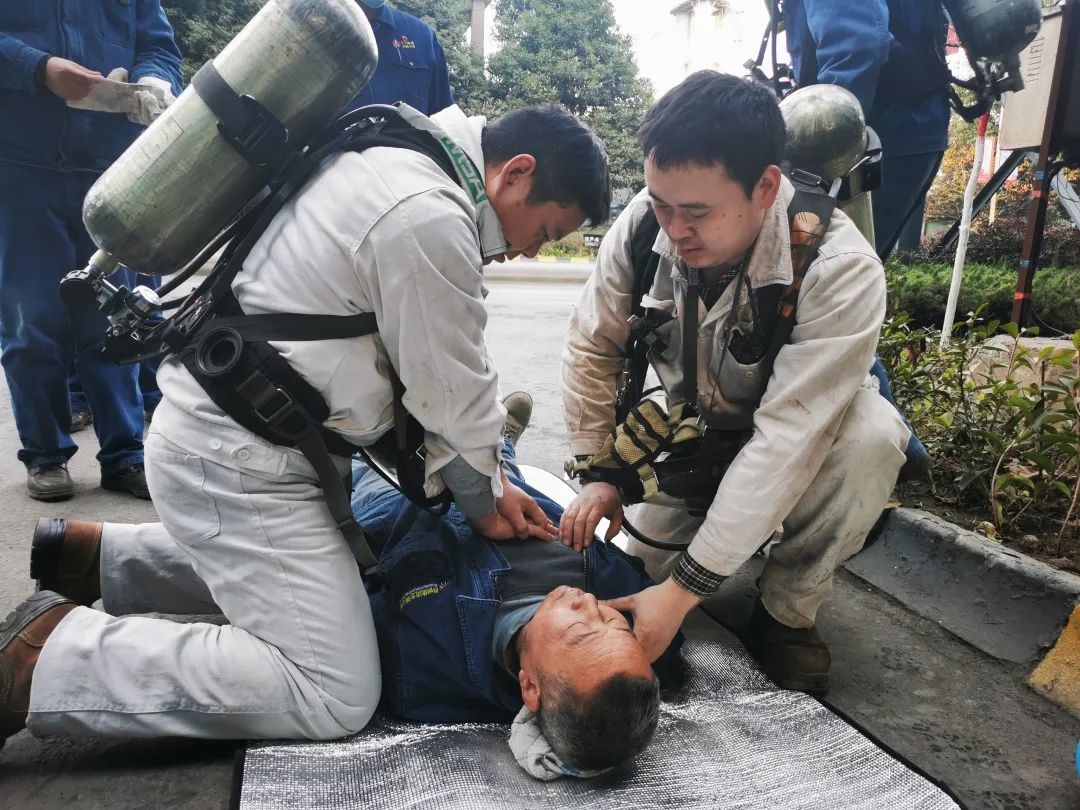 筑牢安全壁壘 對違規行為“上鎖” 筑牢安全壁壘 對違規行為“上鎖”