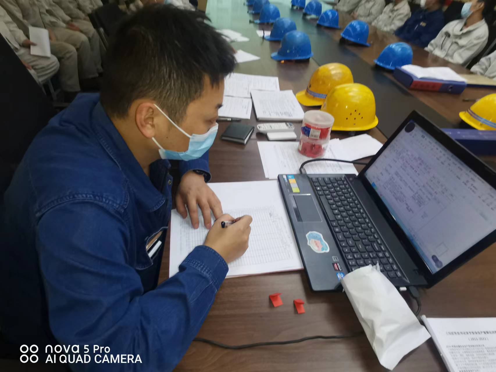 讓“黨建+”為引領(lǐng),連鑄“破冰”出成果 讓“黨建+”為引領(lǐng),連鑄“破冰”出成果