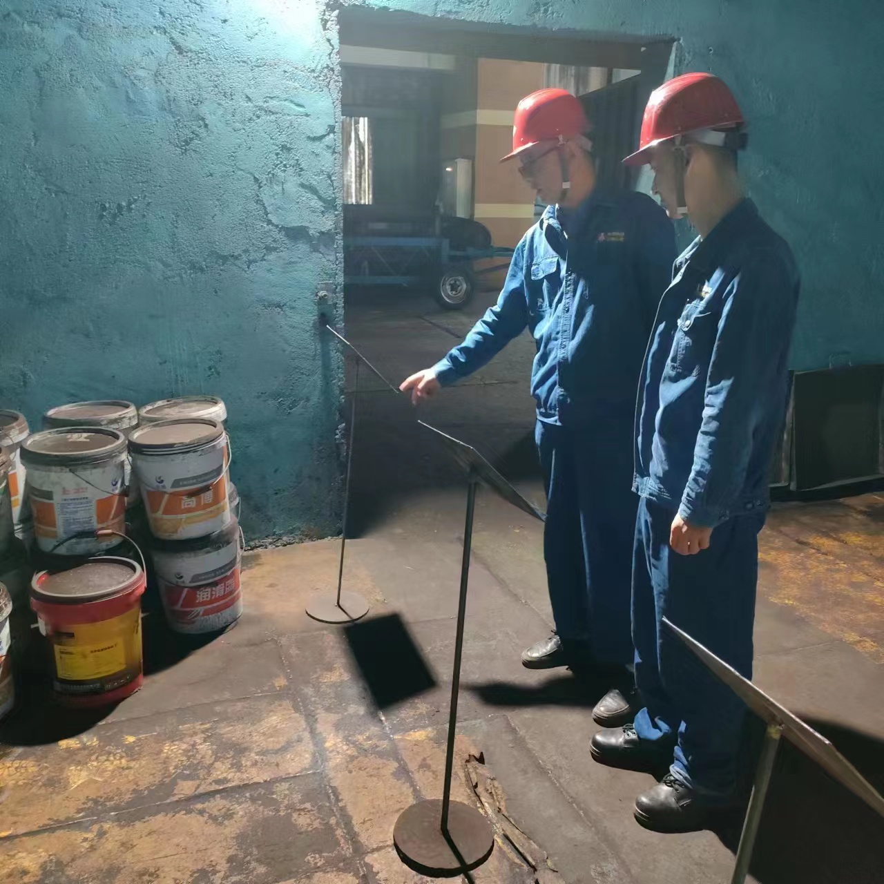 �O���˵�����������������r��