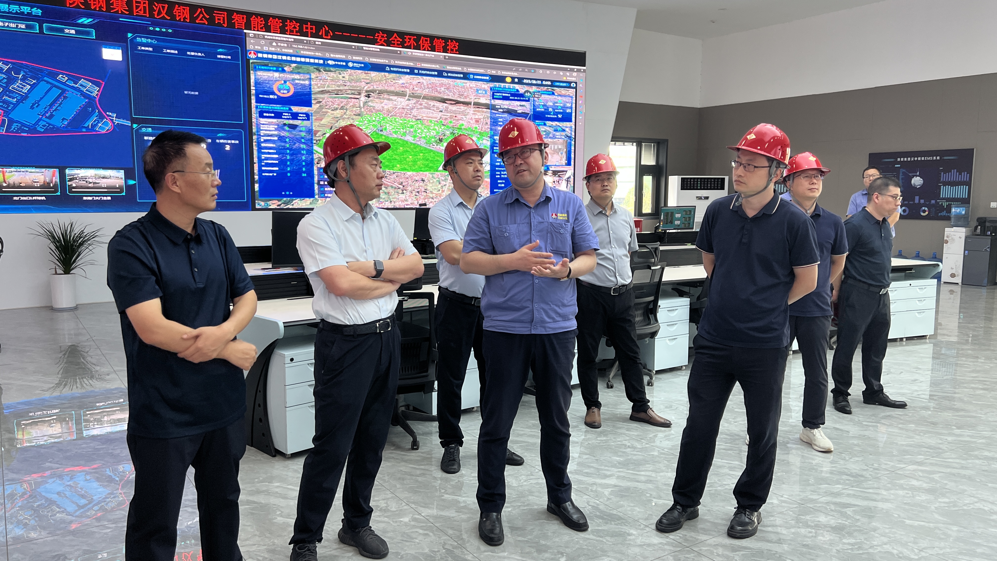 ����һ������h䓹�˾�{�в�ָ�����ֻ����O����