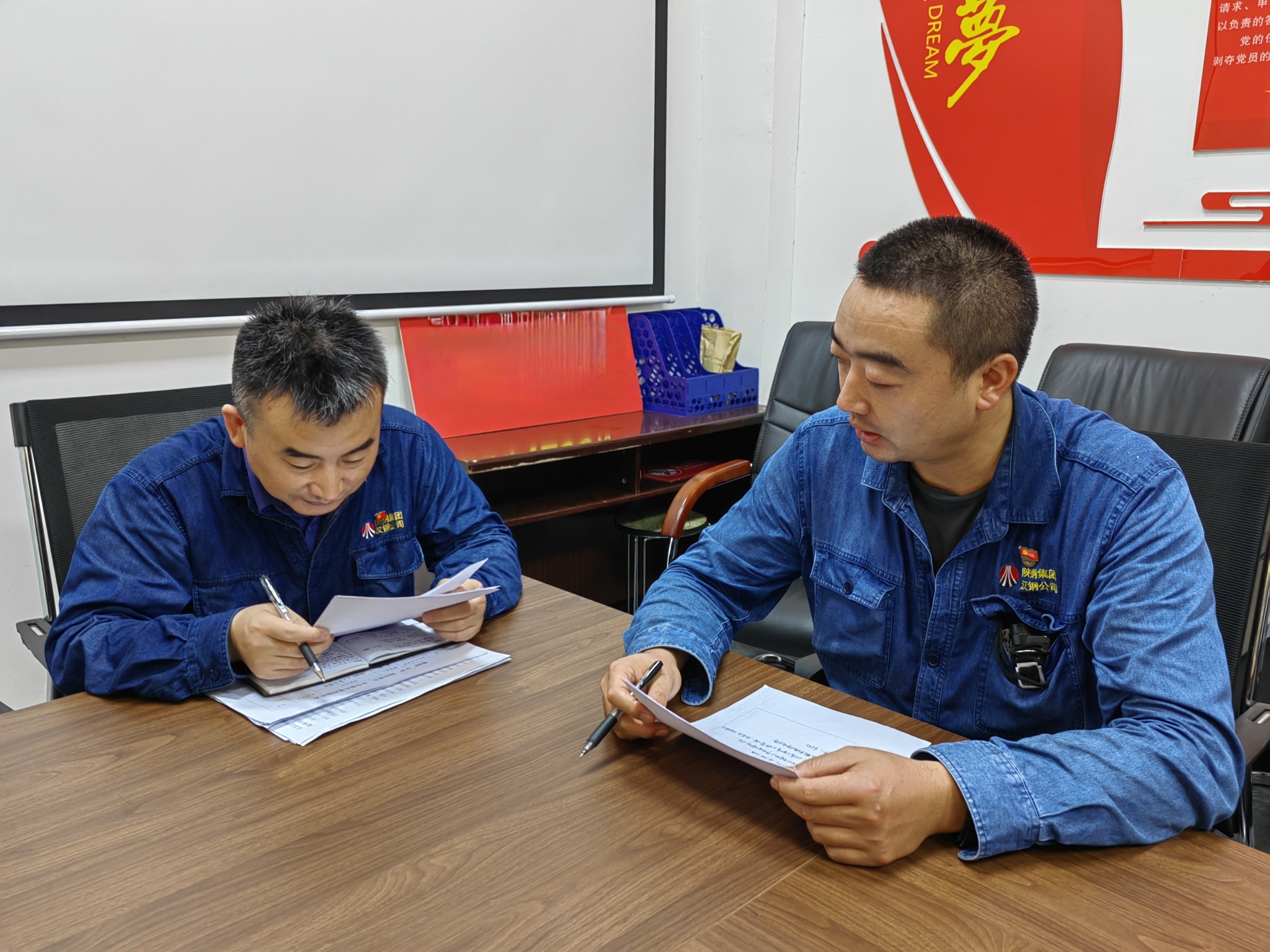 �������h�������㟒�^Ӳ���L