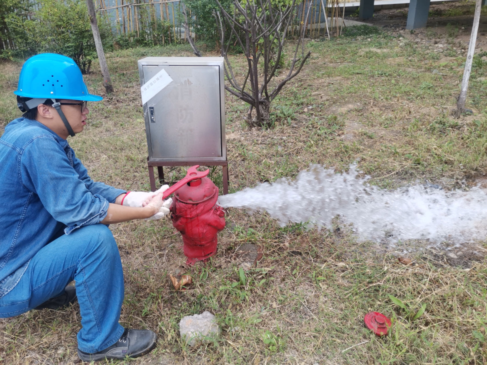 巧花“小心思”寫好安全生產“大文章” 巧花“小心思”寫好安全生產“大文章”