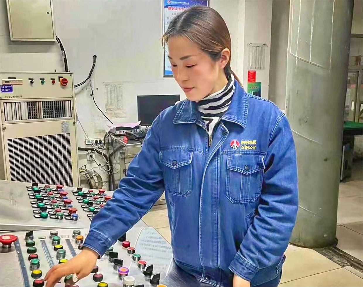 “她”們用堅守向祖國母親告白 “她”們用堅守向祖國母親告白