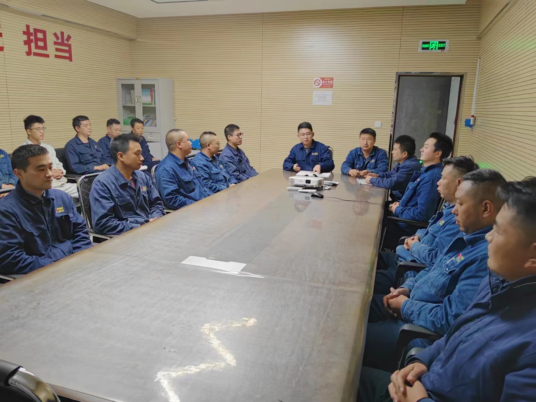 繃緊“安全弦”,守住“安全線”! 繃緊“安全弦”,守住“安全線”!