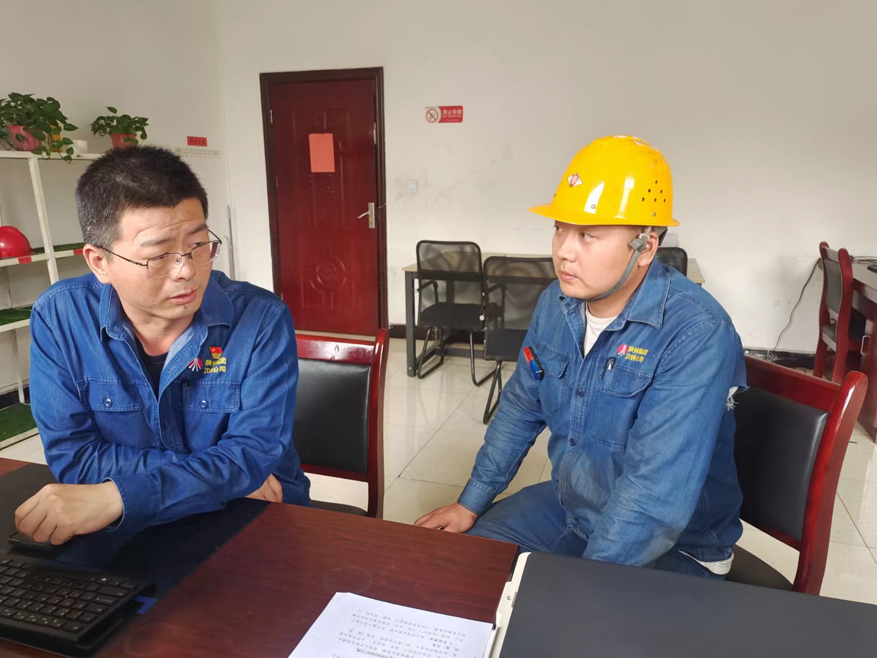 黨建引領 組織搭臺 凝心聚力辦實事 黨建引領 組織搭臺 凝心聚力辦實事