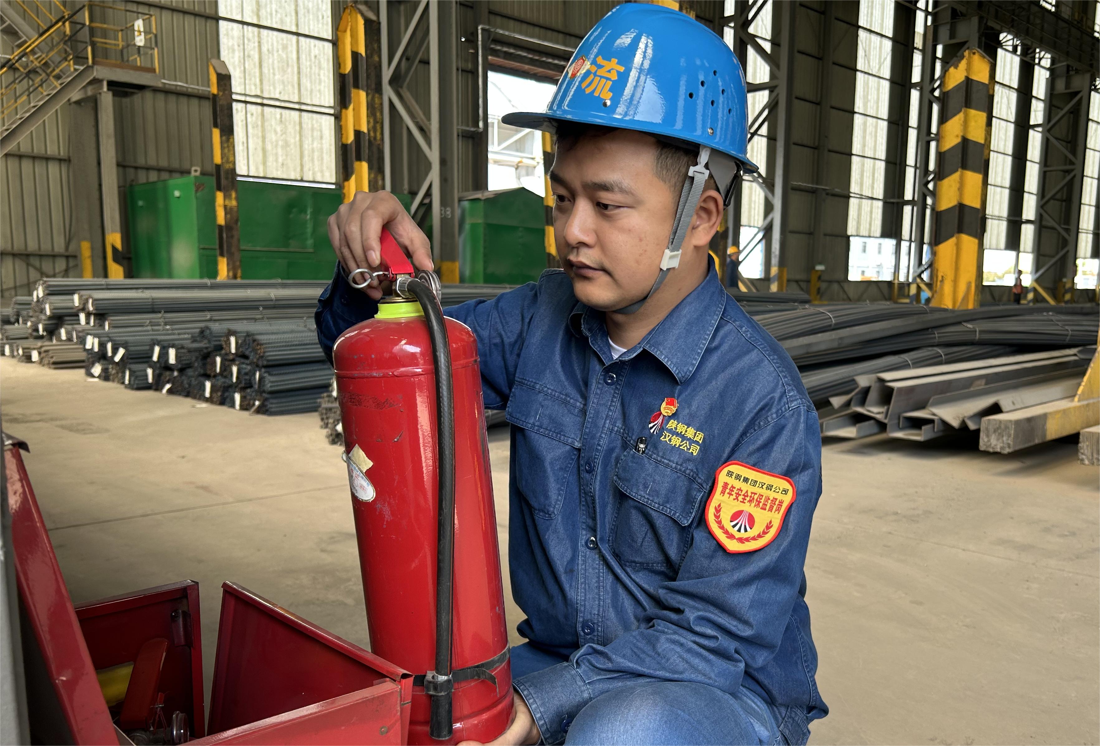 以青春之誓言 筑安全之基石 ——記2022 年度全國鋼鐵行業“青安杯“競賽最佳青年安全監督崗崗長劉佳佳 以青春之誓言 筑安全之基石 ——記2022 年度全國鋼鐵行業“青安杯“競賽最佳青年安全監督崗崗長劉佳佳