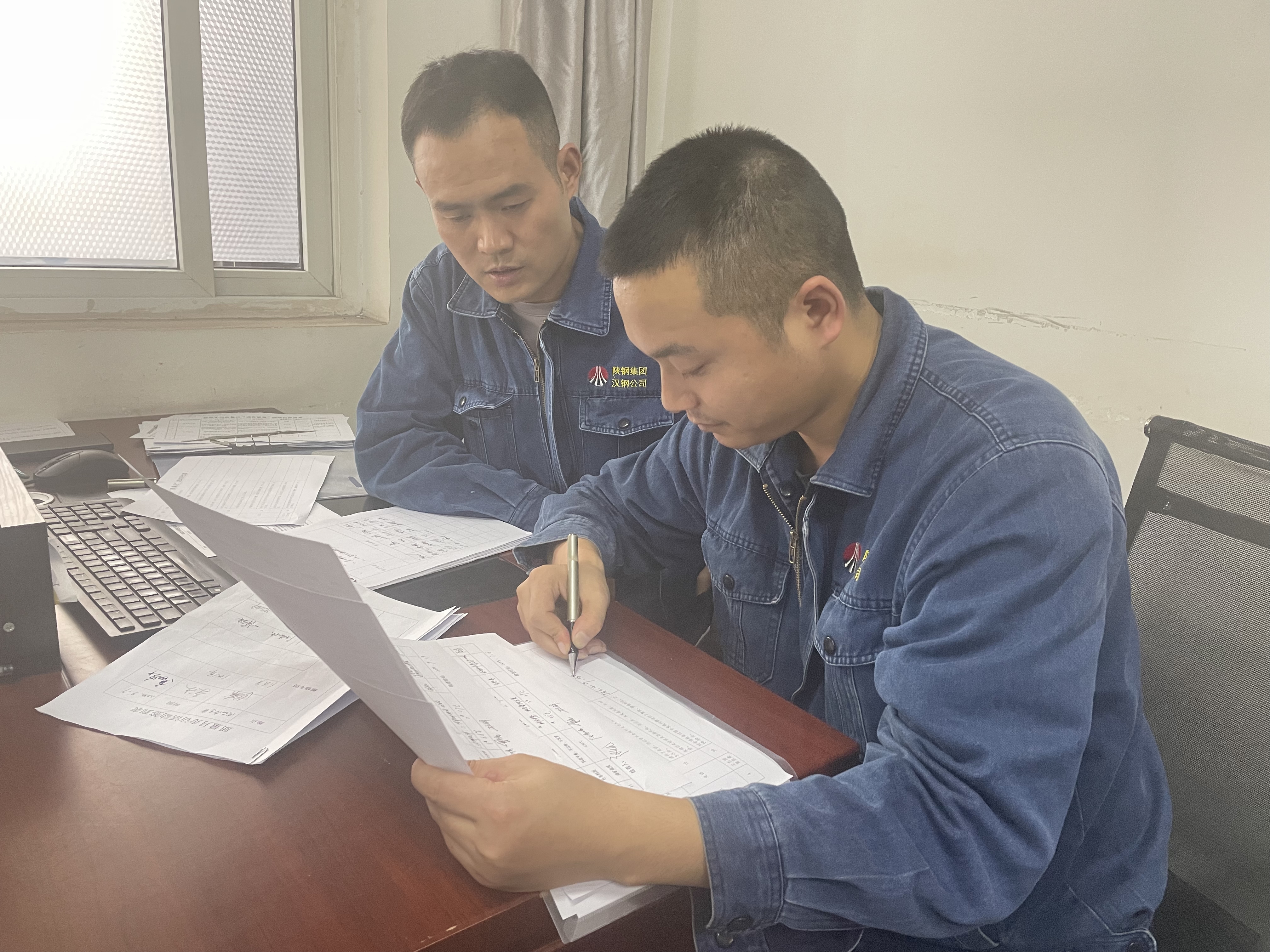 巧用“三面鏡”吹響百日攻堅“沖鋒號” 巧用“三面鏡”吹響百日攻堅“沖鋒號”