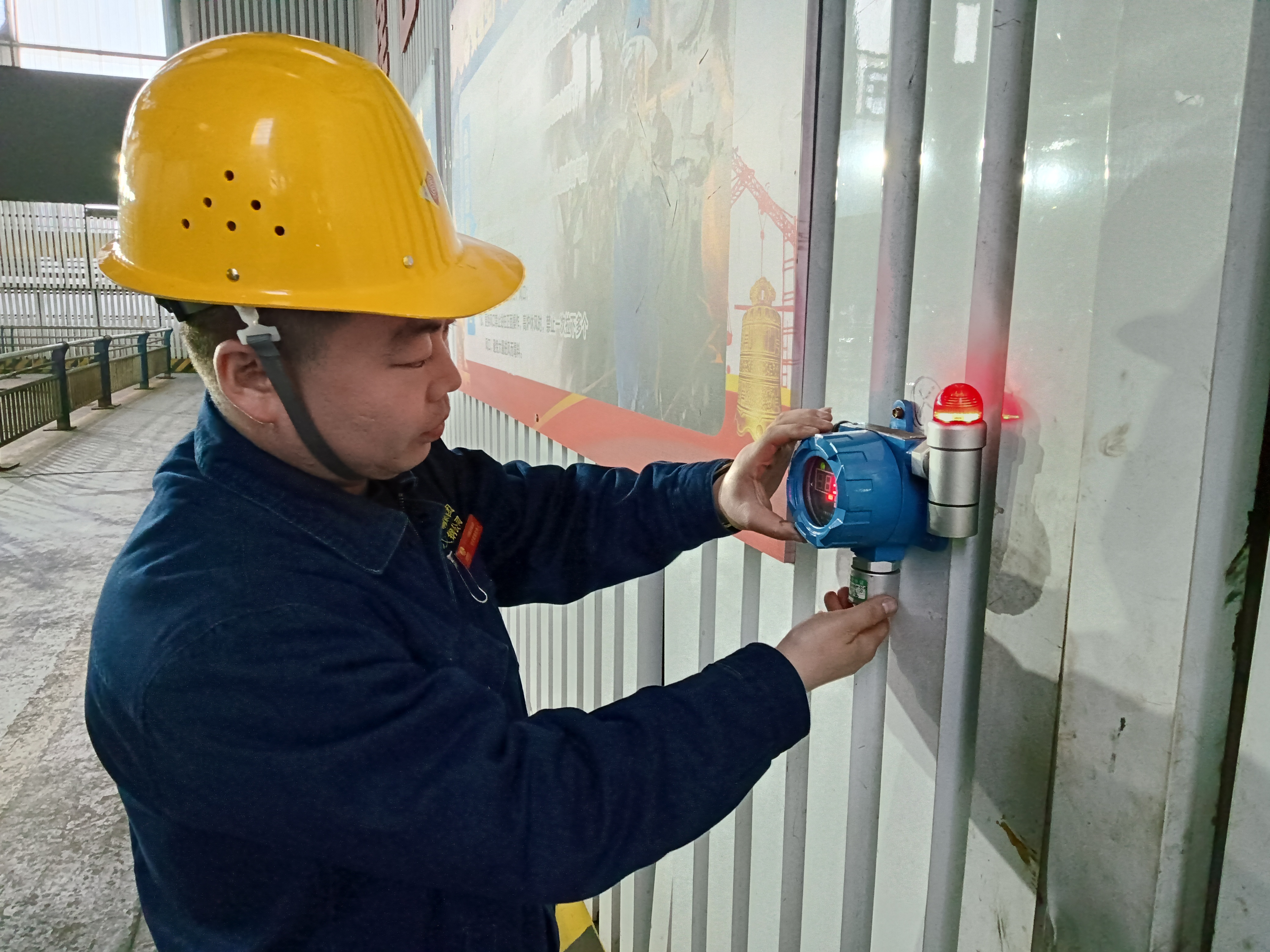 0、100、10000,每個數字都是他對安全管理的態度 0、100、10000,每個數字都是他對安全管理的態度