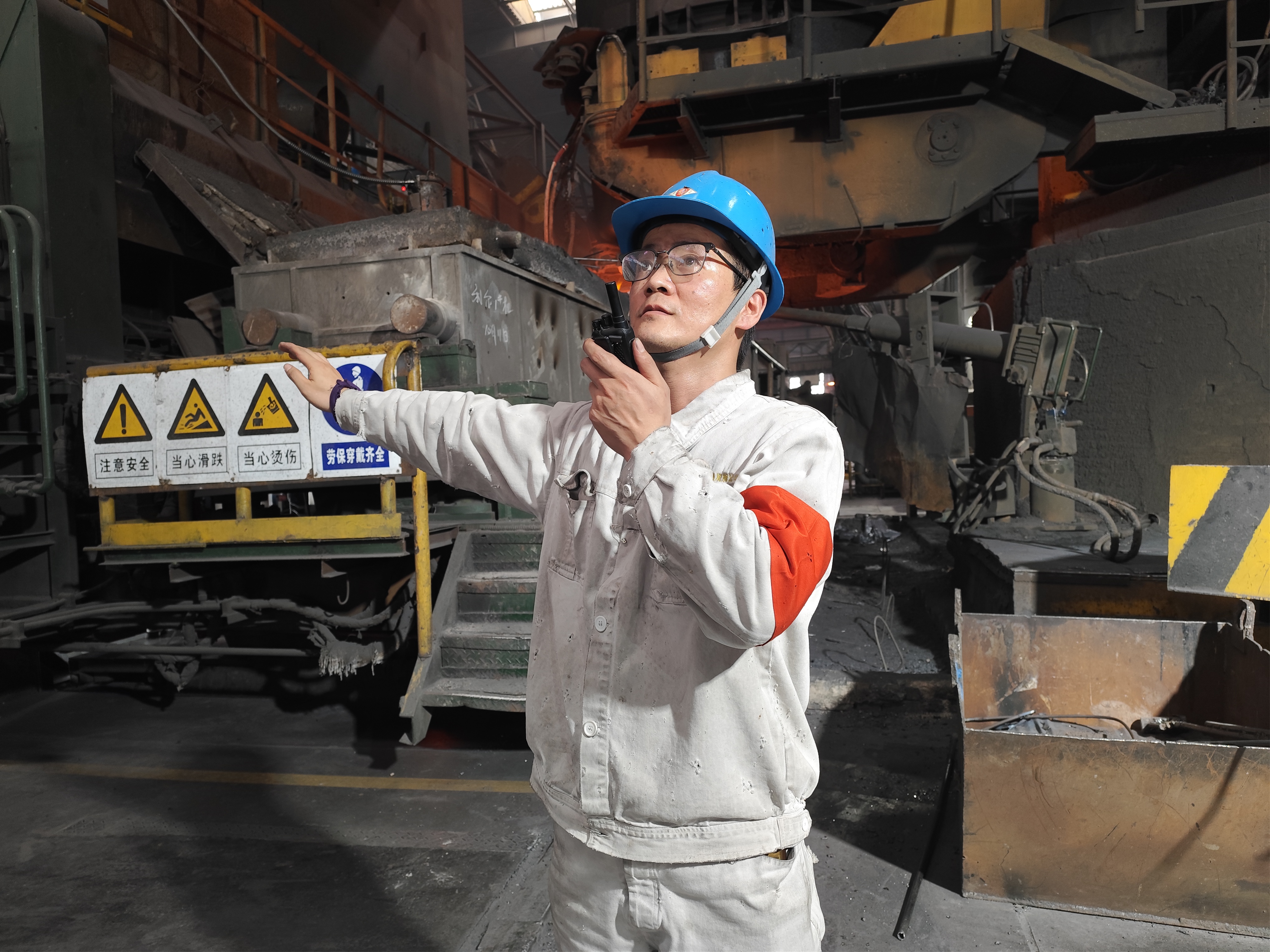 最美“三原色” 出“彩”鋼鐵人 最美“三原色” 出“彩”鋼鐵人