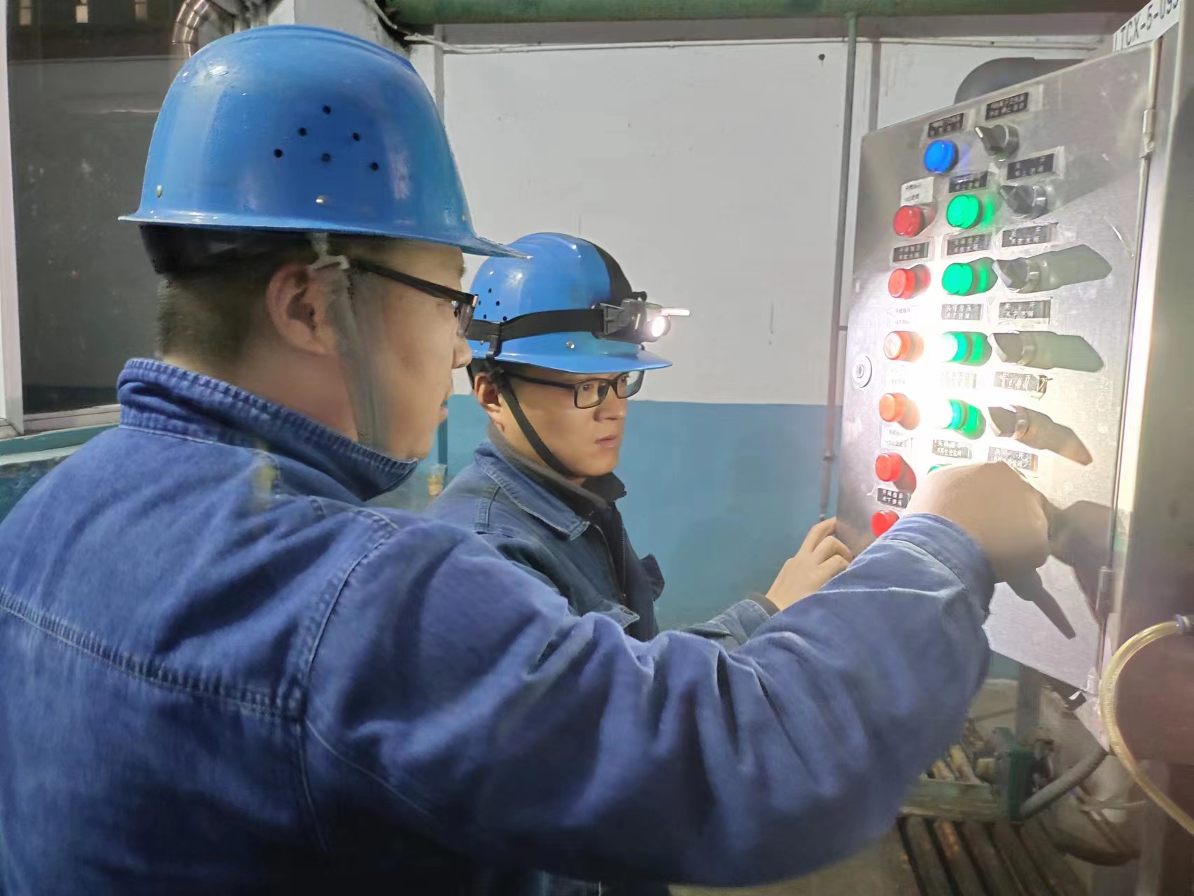 ̽���˲Űlչ���ܴa���� ���ơ�ǧ���R����������Ȧ��