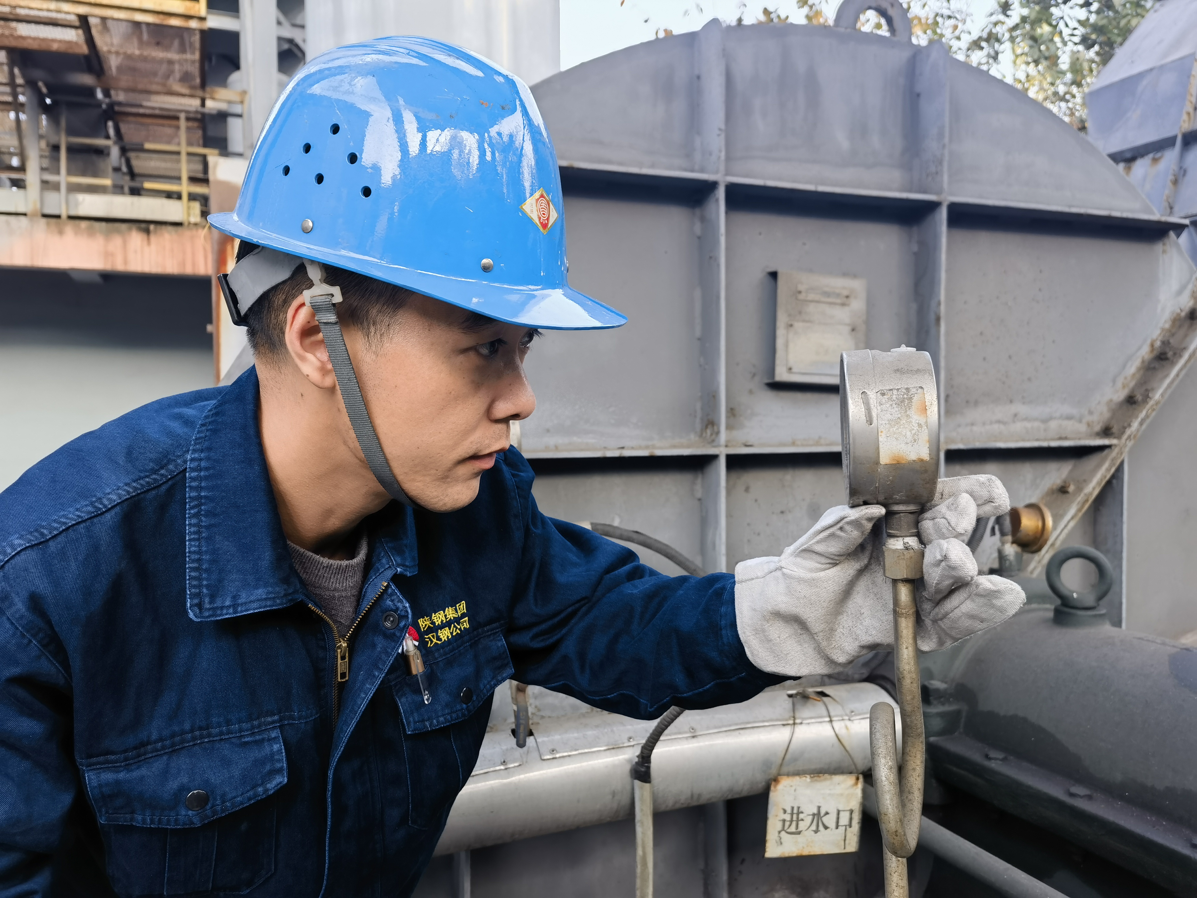 �������h�����������h�L�������O��Ӳ�ܸܡ�