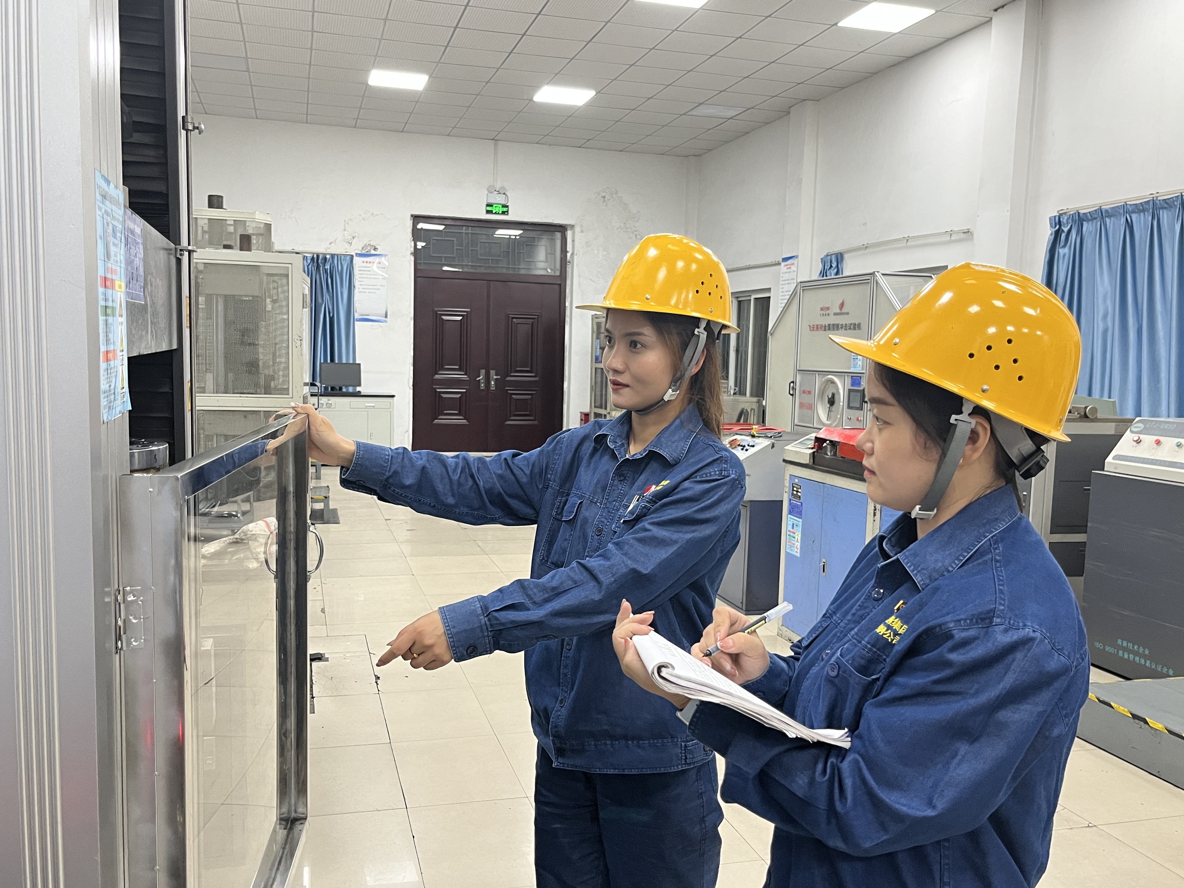 他們，奔跑在奮進的春天里