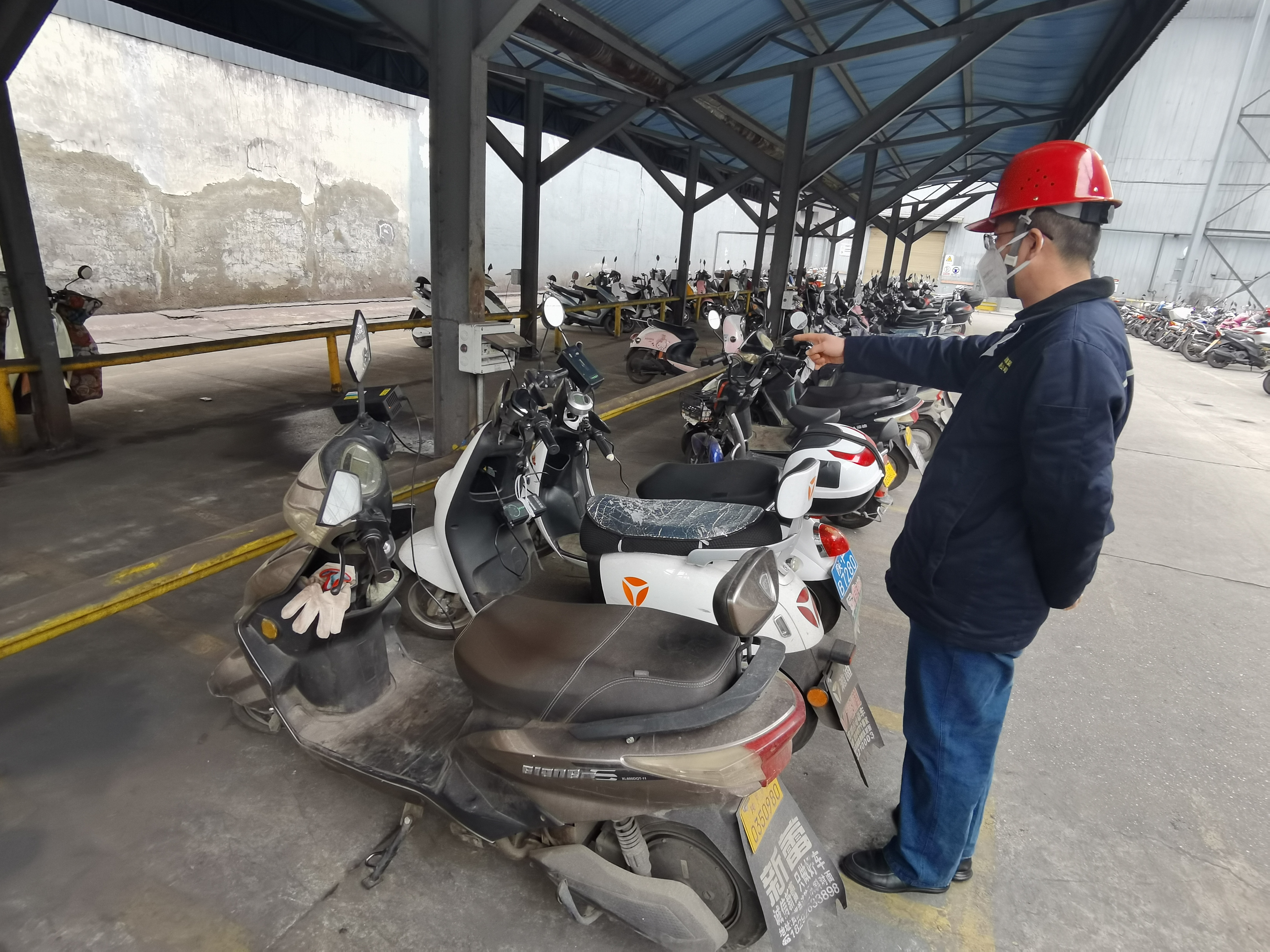 扎牢安全“籬笆” 打造滿滿“安全感” 扎牢安全“籬笆” 打造滿滿“安全感”