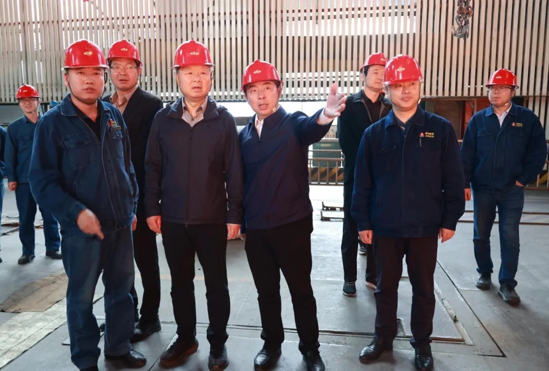 中國鐵路文工團黨委副書記、總經理毛世民一行到公司參觀調研 中國鐵路文工團黨委副書記、總經理毛世民一行到公司參觀調研